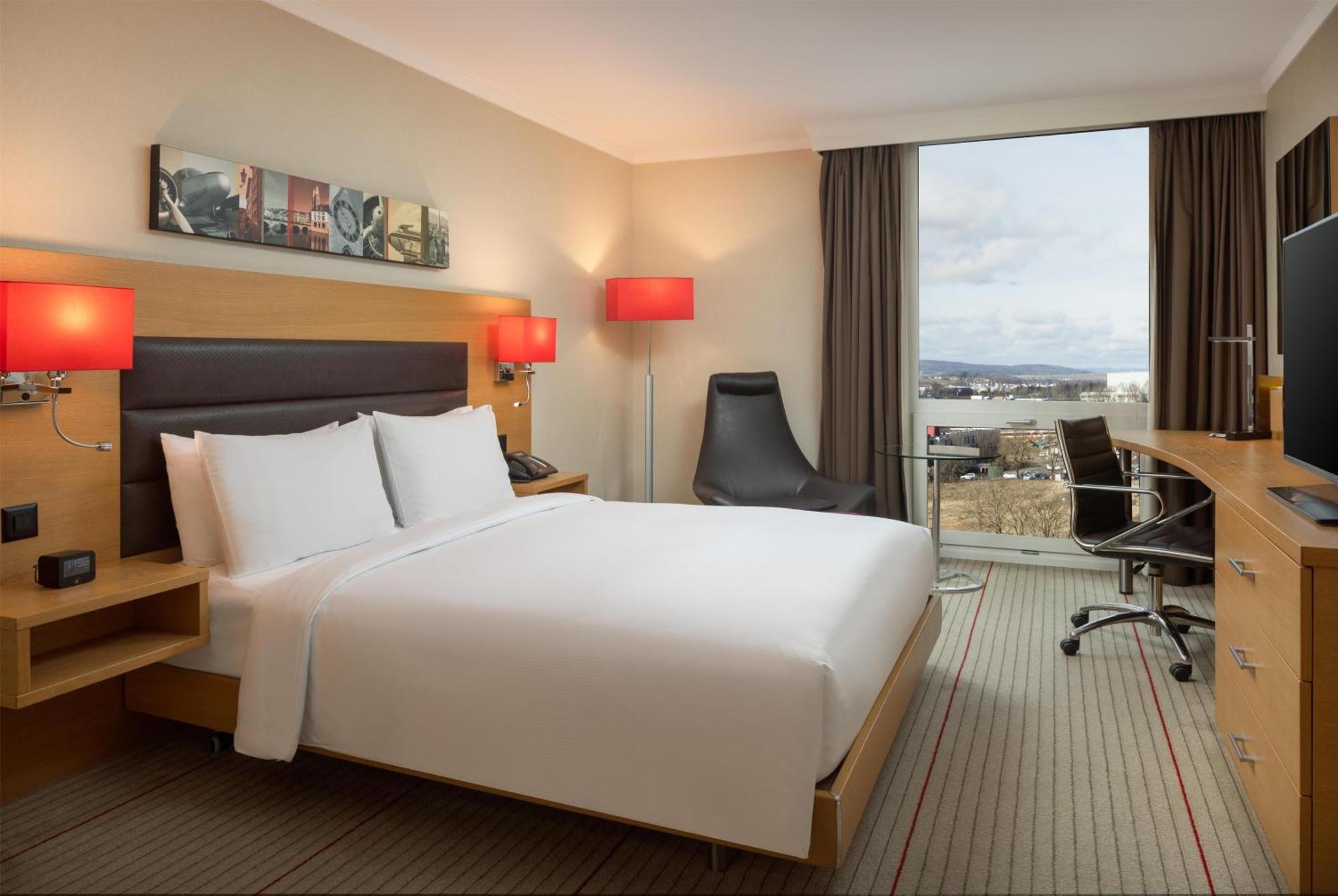 Deluxe Queen Room