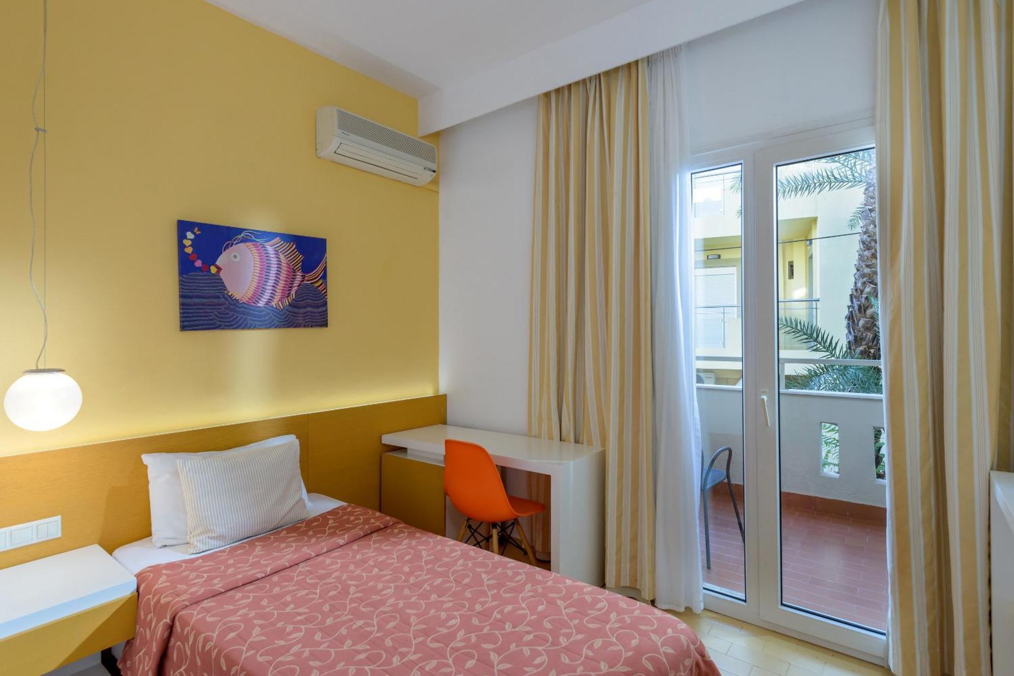 Single Room