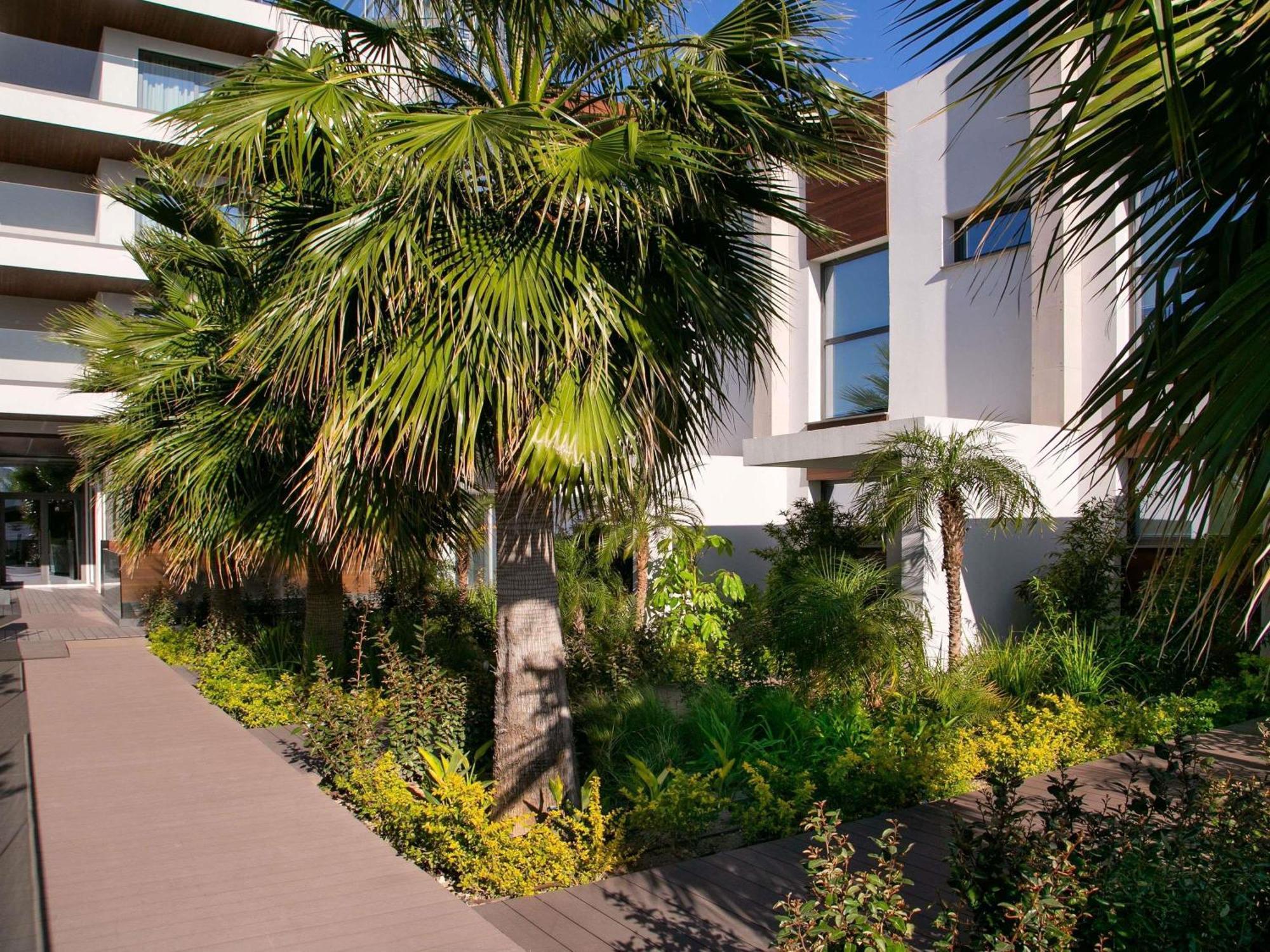 Duplex Villa with Balcony and Sea View