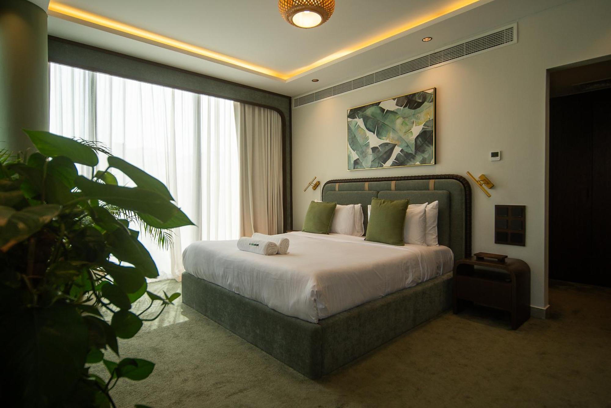 Deluxe King Room