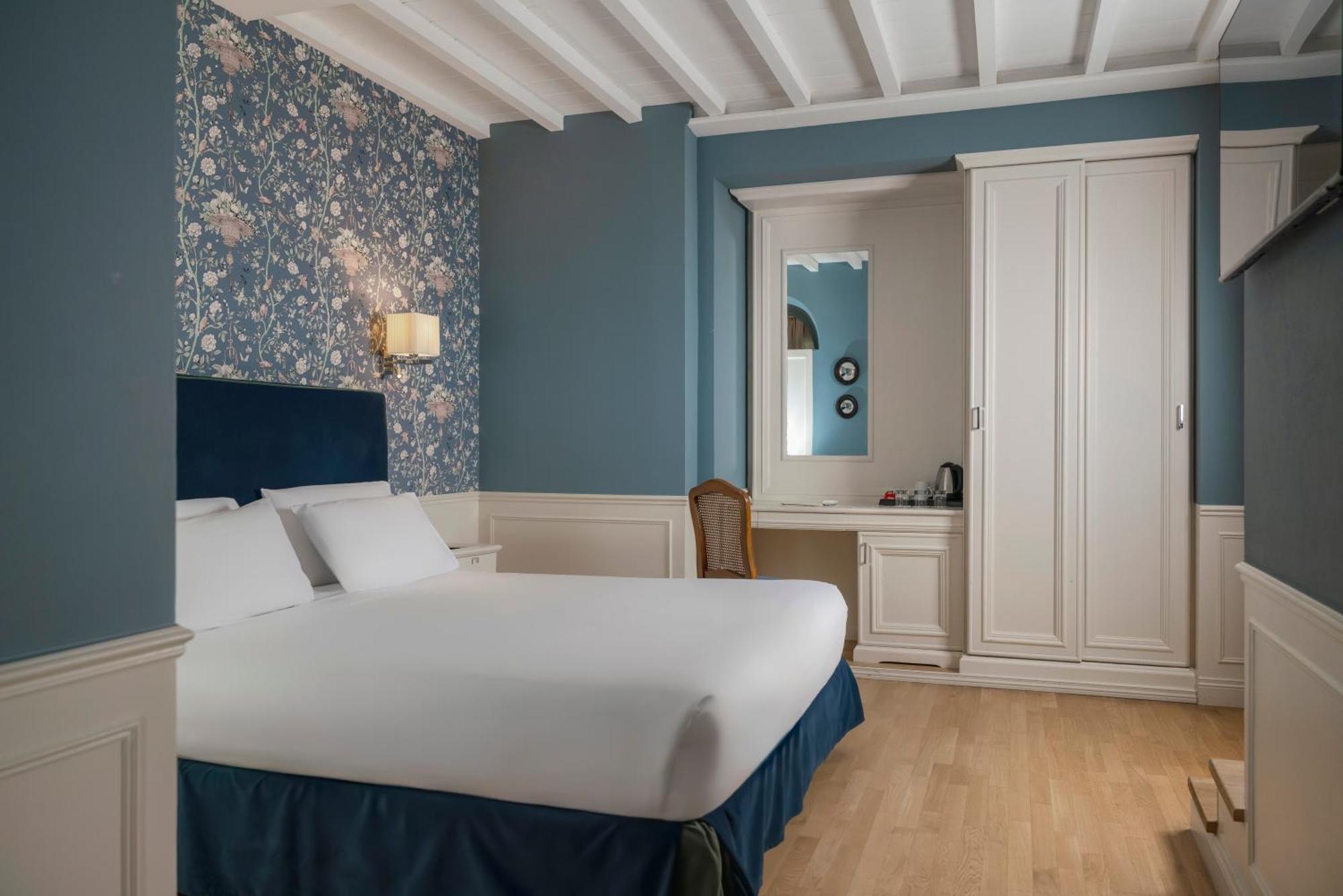Junior Suite with Sauna