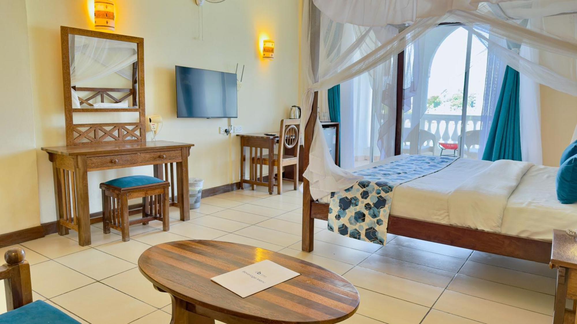 Double Room with Pool View