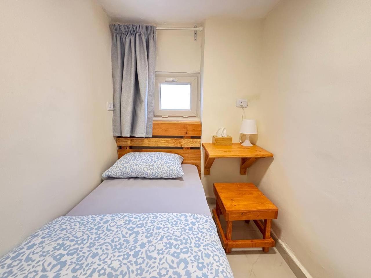 Budget Single Room