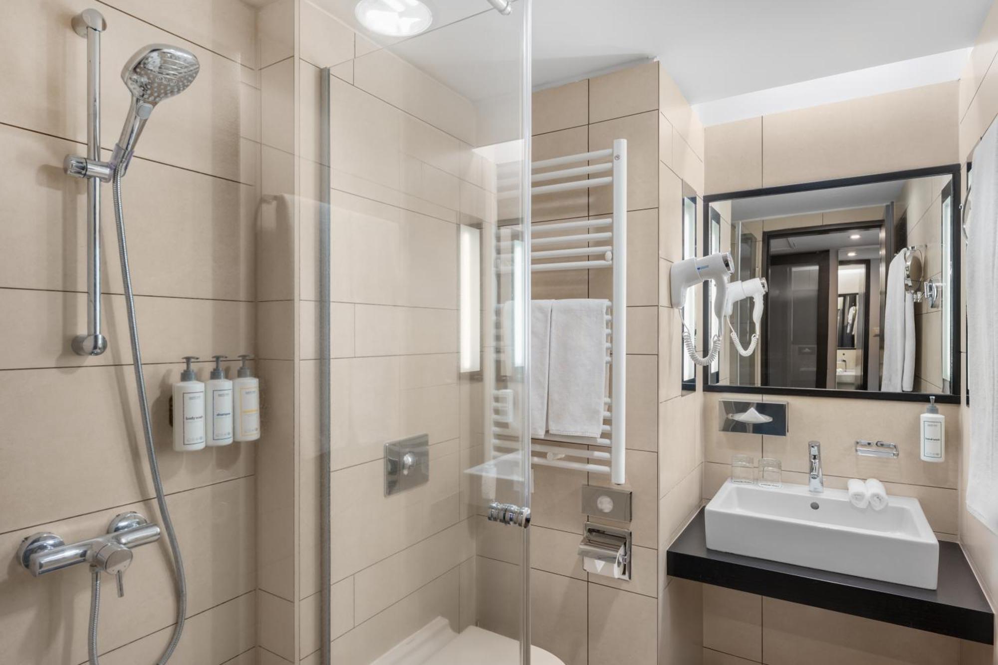 One-Bedroom Suite