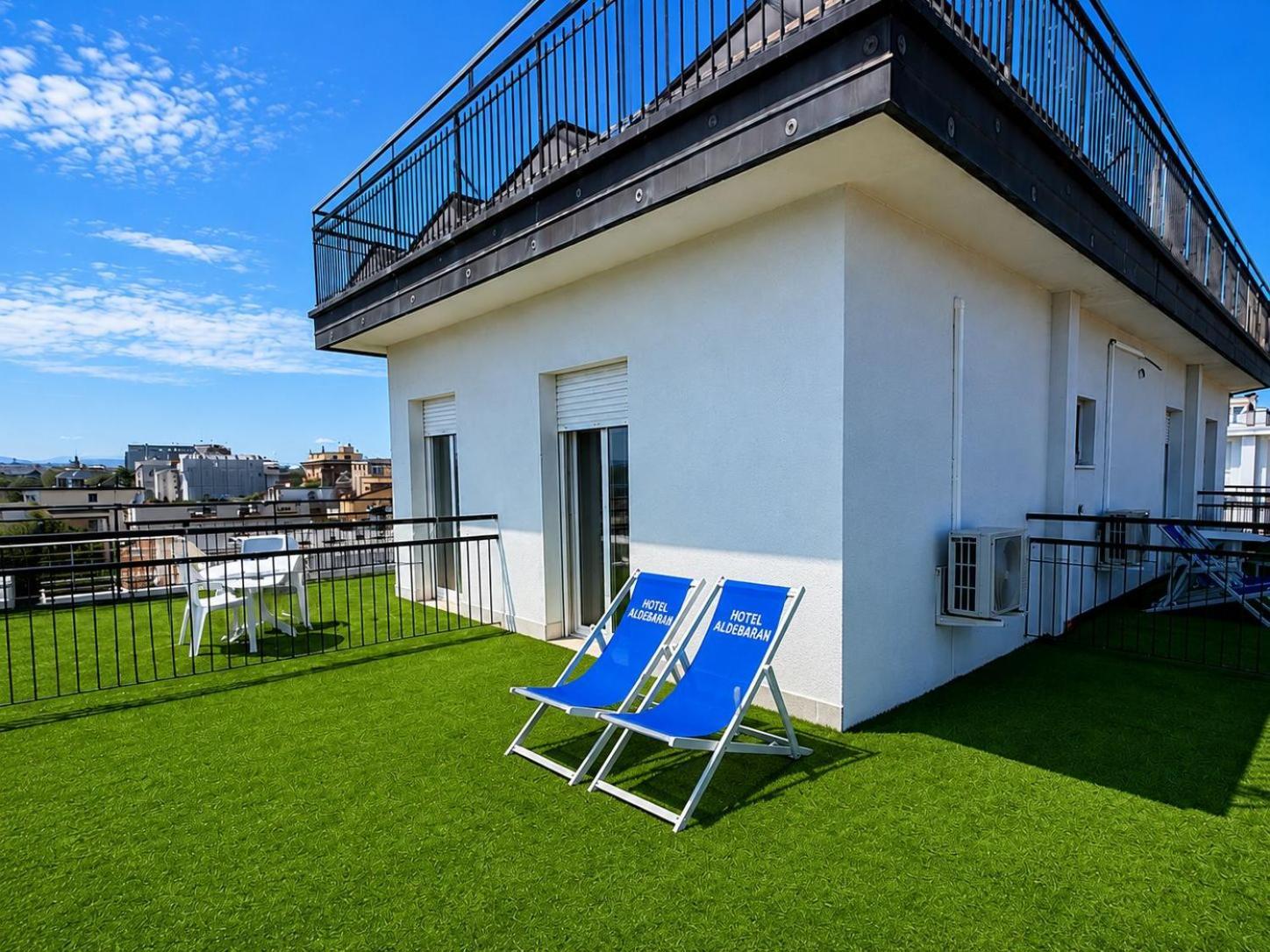 Family Suite with Balcony