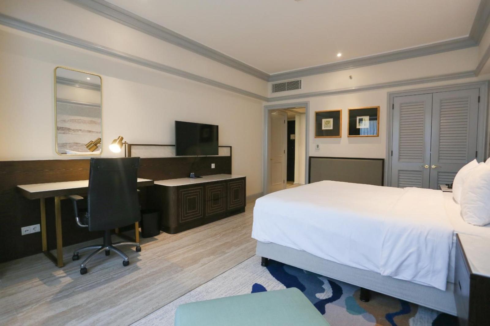 King Room - Mobility Access/Non-Smoking