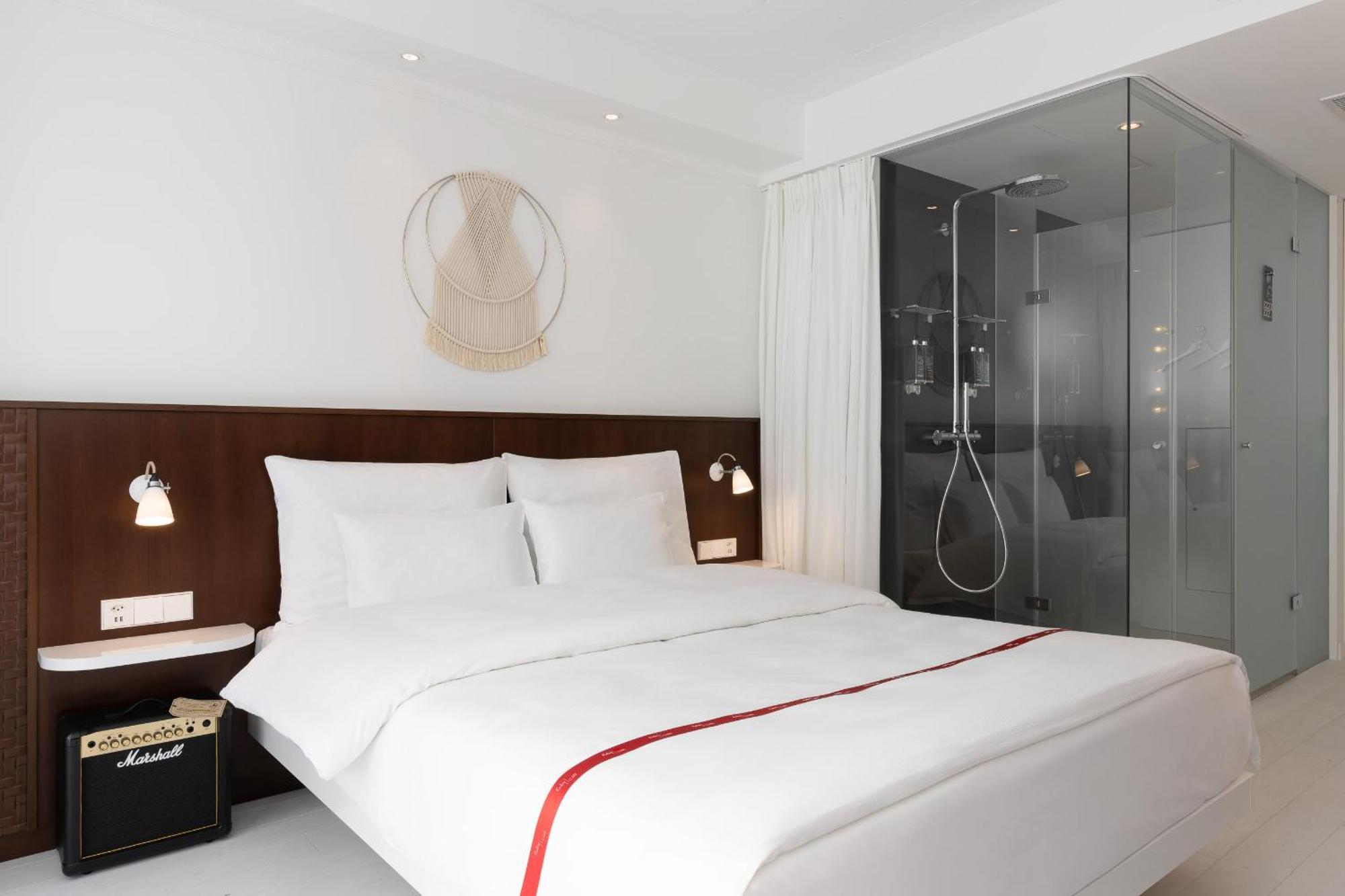 Wow Room