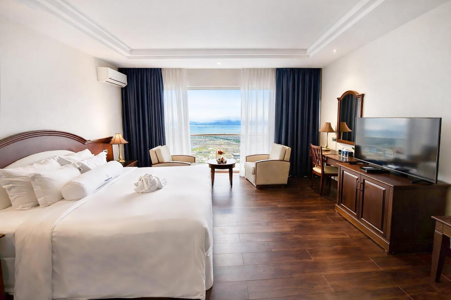 Executive Suite with Sea View