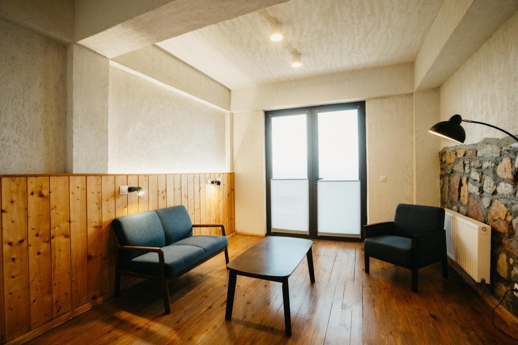 Superior Double or Twin Room with Mountain View