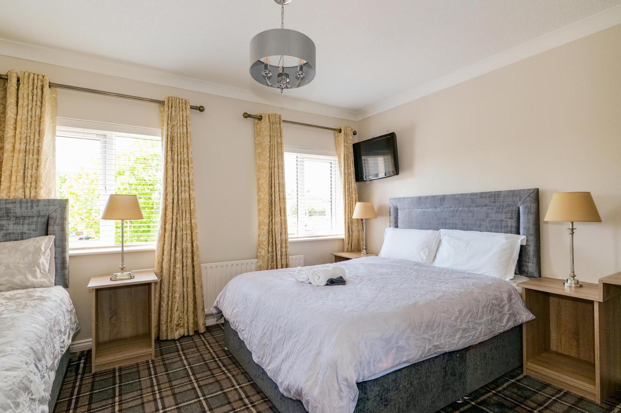 Triple Room with Private Bathroom
