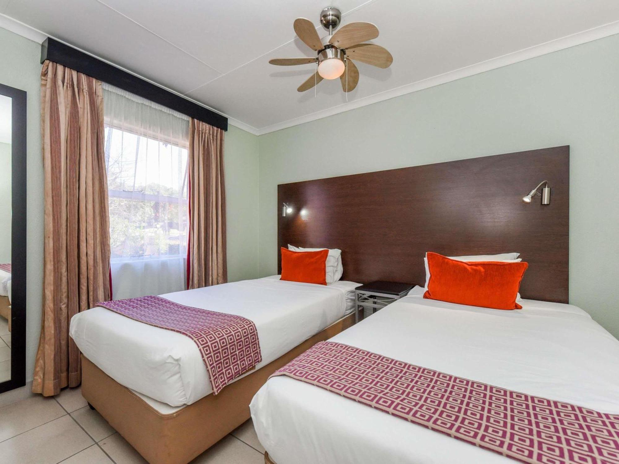 Standard Twin Room - Non-Smoking