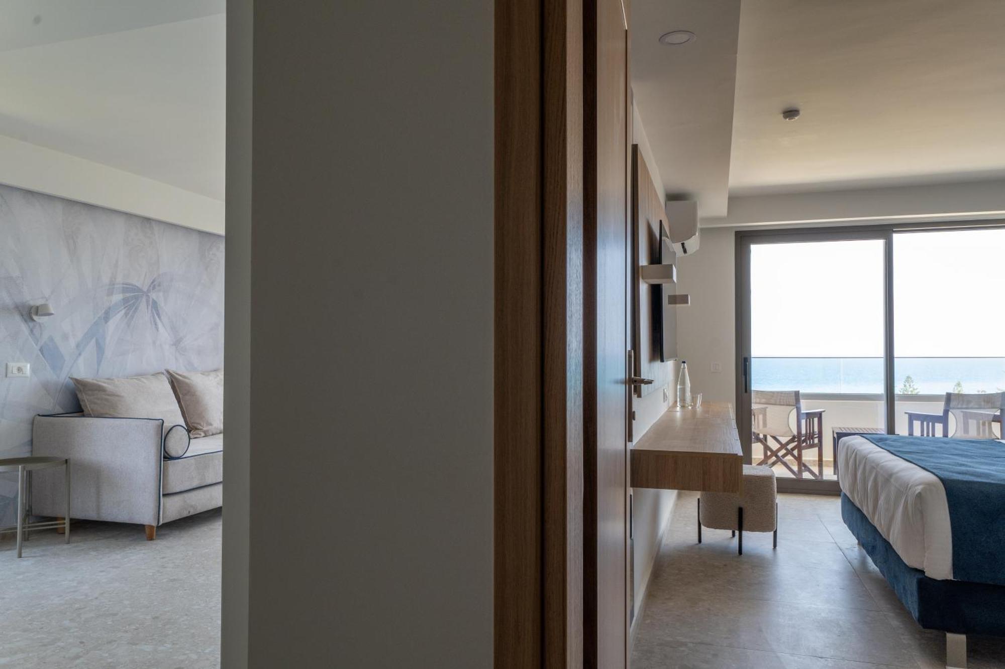 Suite with Sea View