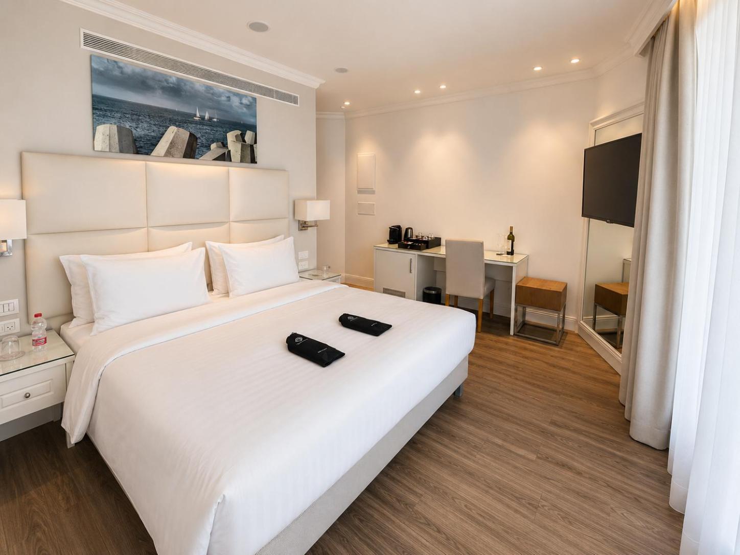 Deluxe Room with Balcony