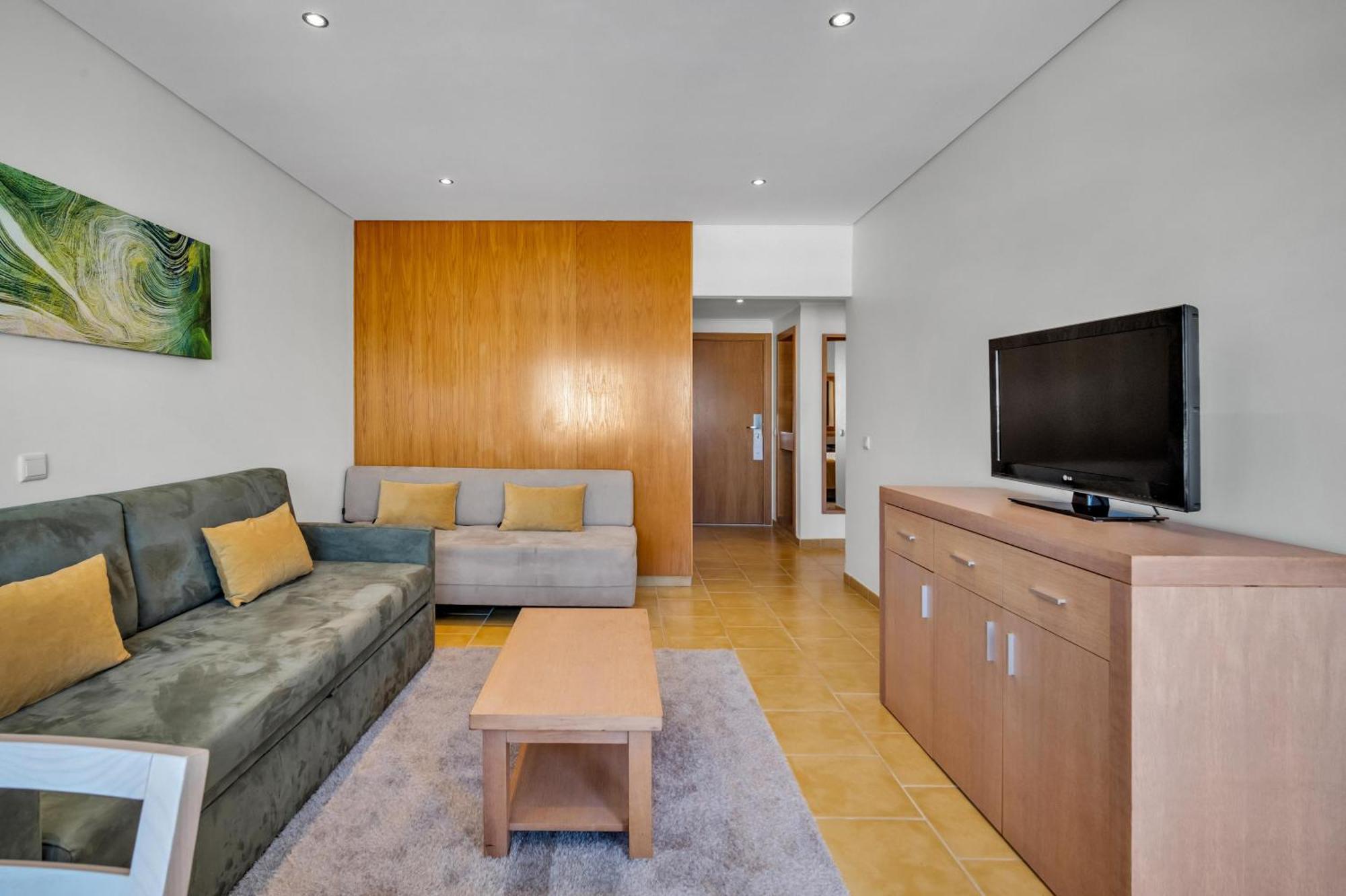 Suite with Pool View