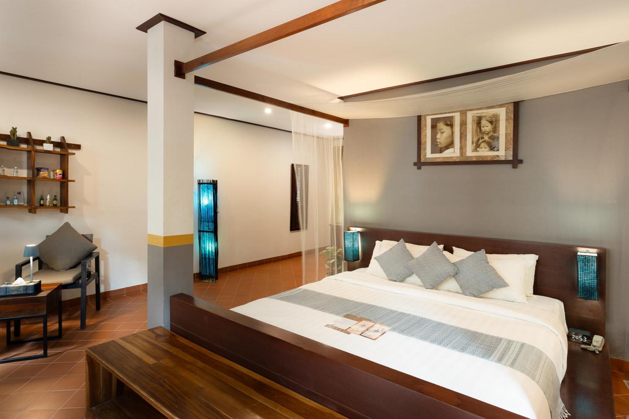Suite with Garden View