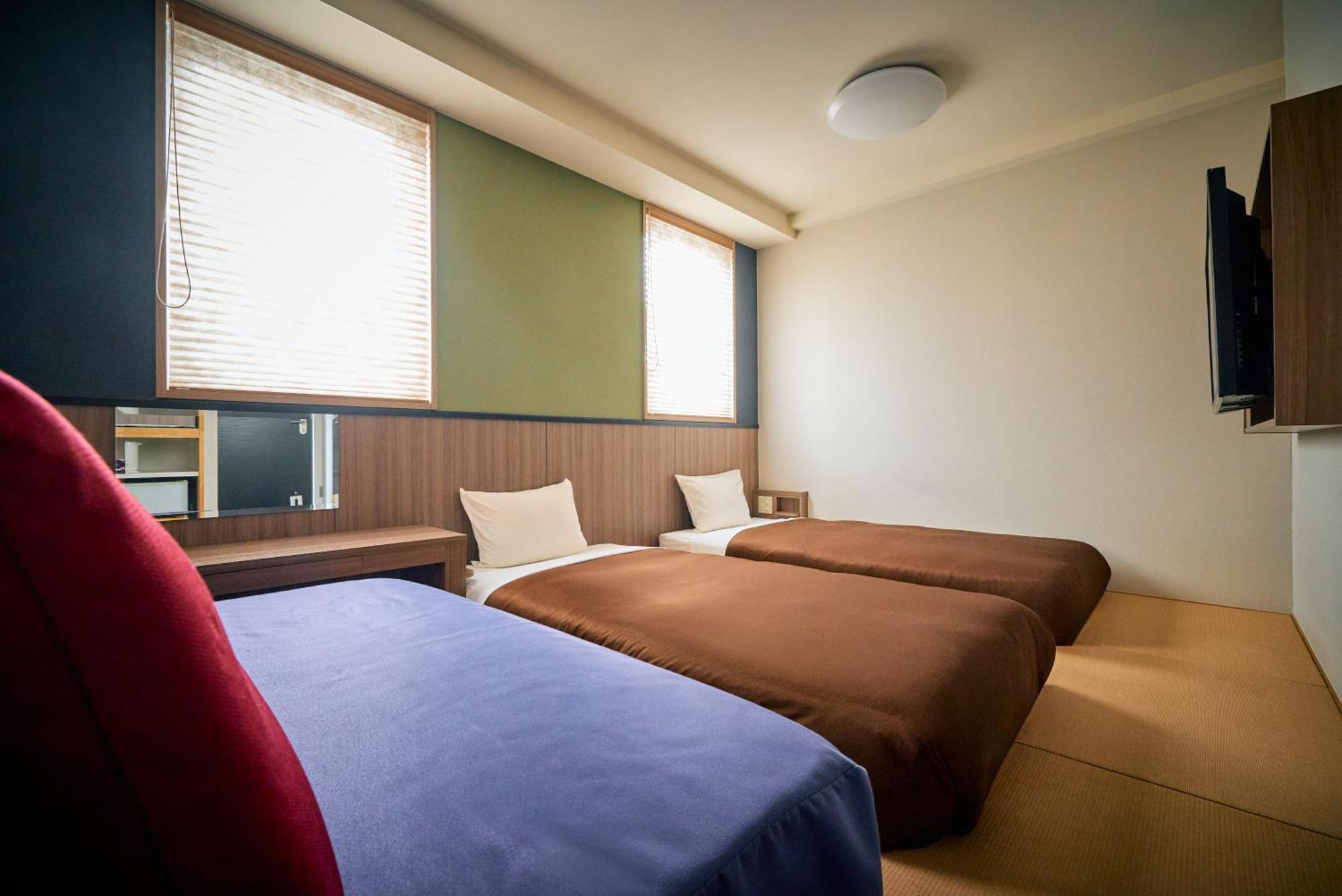 Twin Room - Non-Smoking