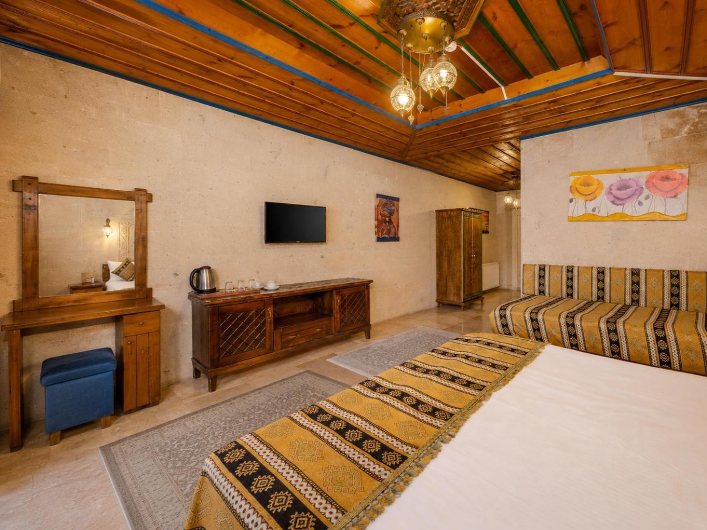Deluxe Triple Room