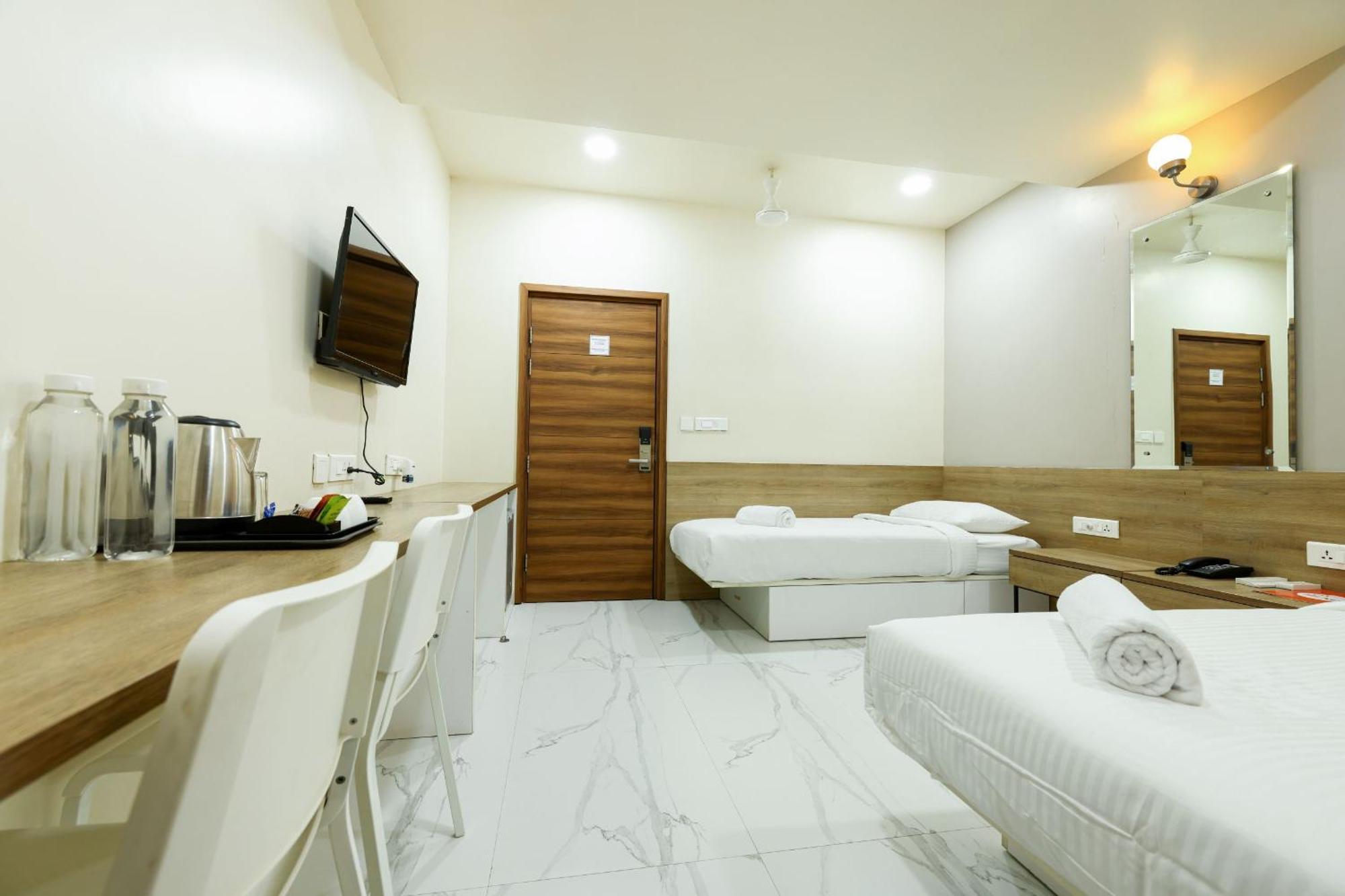 Deluxe Double or Twin Room