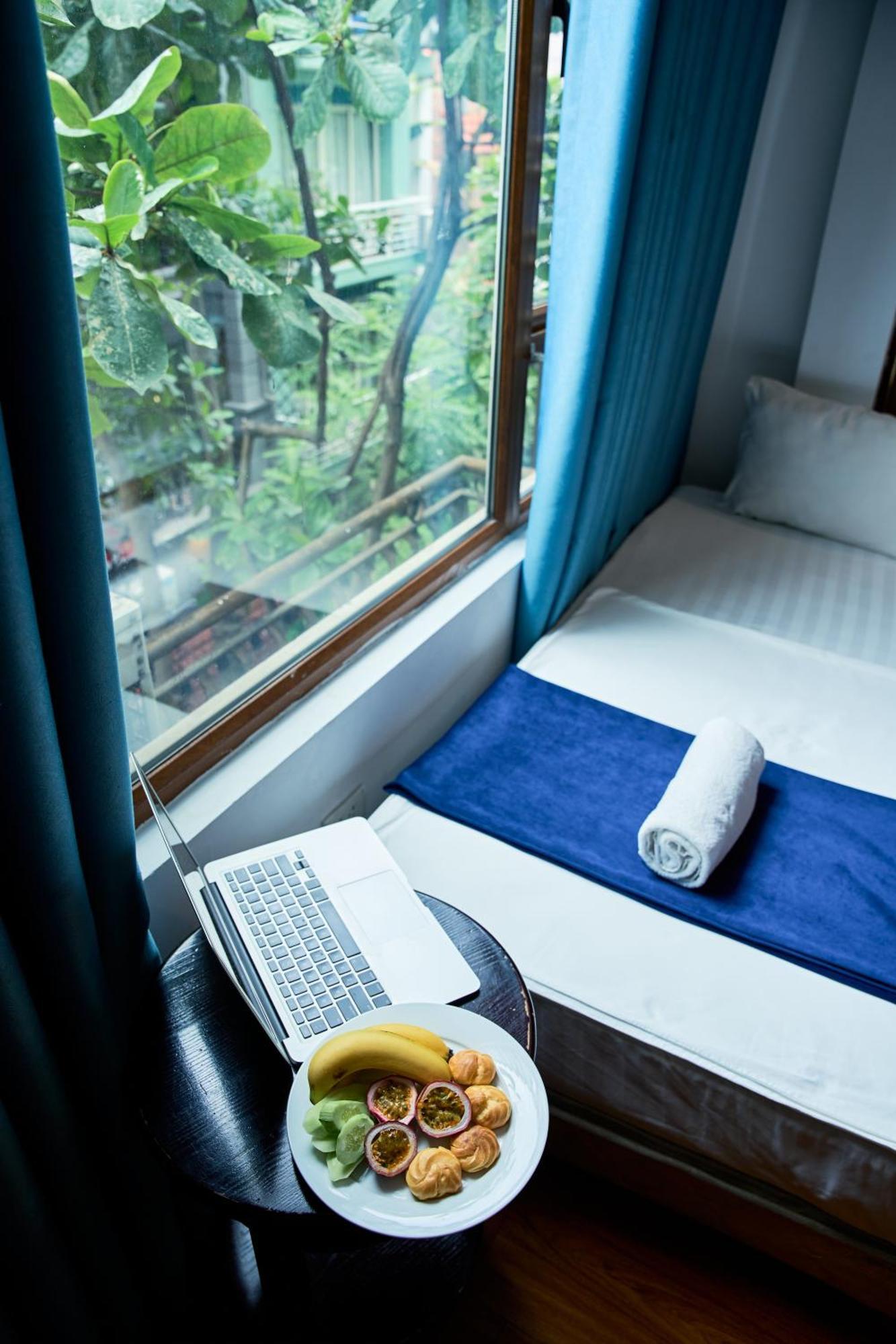Triple Room with View