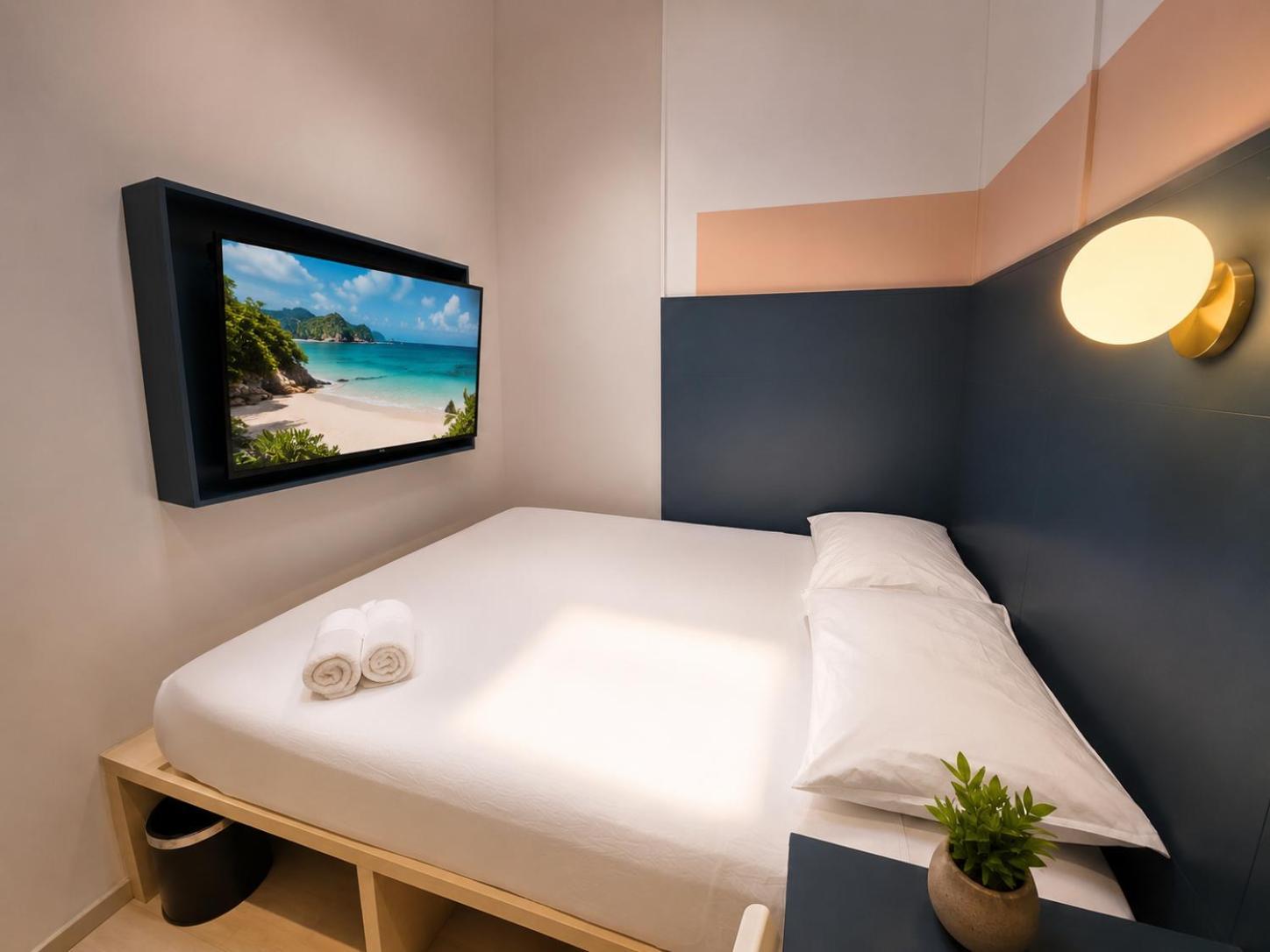 Deluxe Queen Room