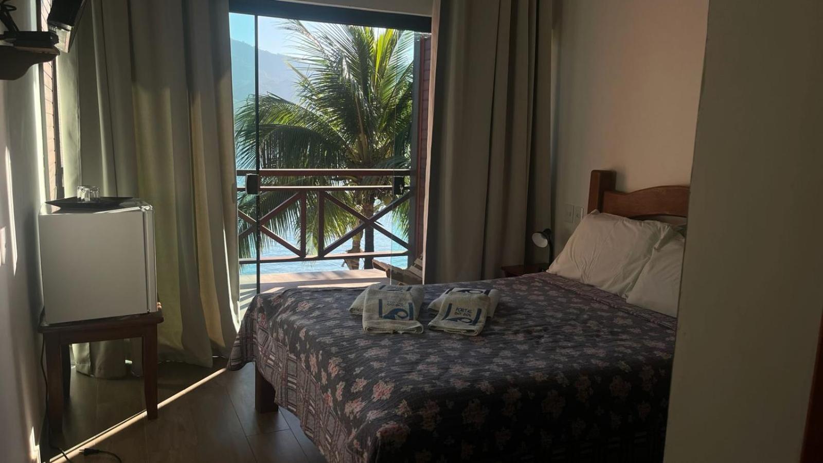 Deluxe Double Room with Balcony and Sea View