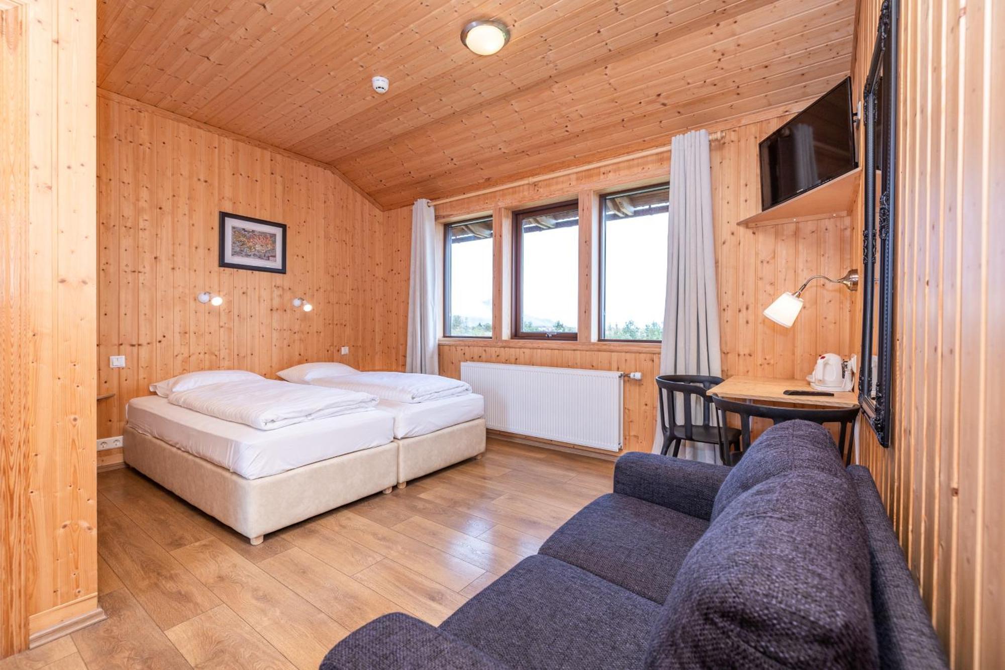 Double or Twin Room with Private Bathroom