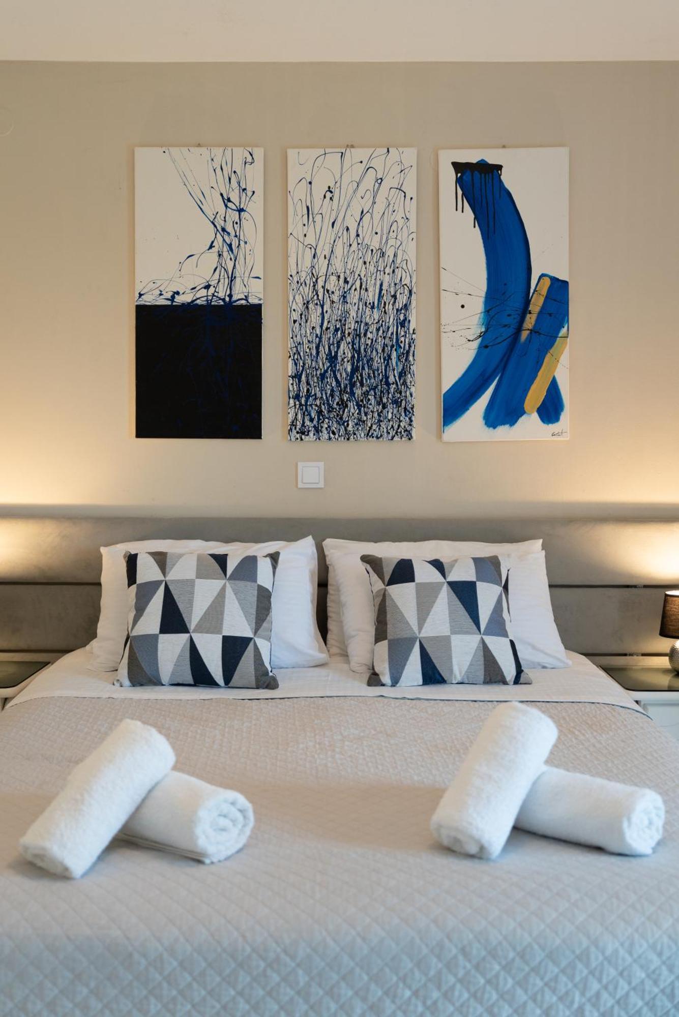 One-Bedroom Villa