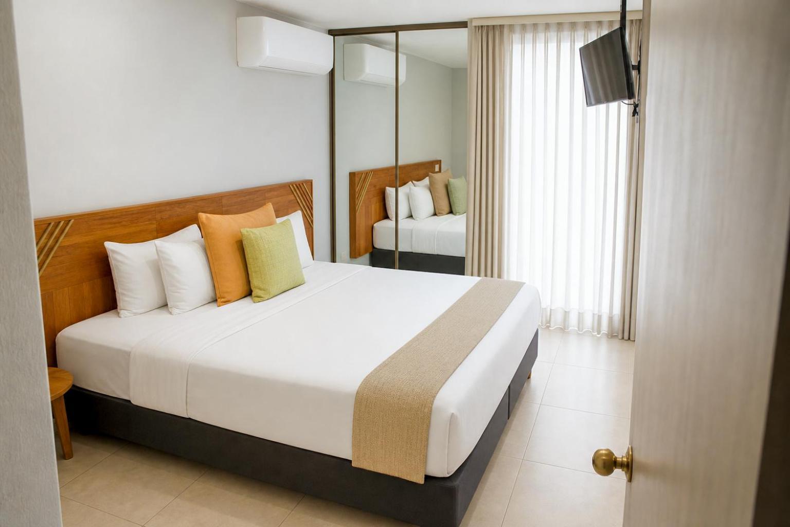One-Bedroom Apartment with Balcony