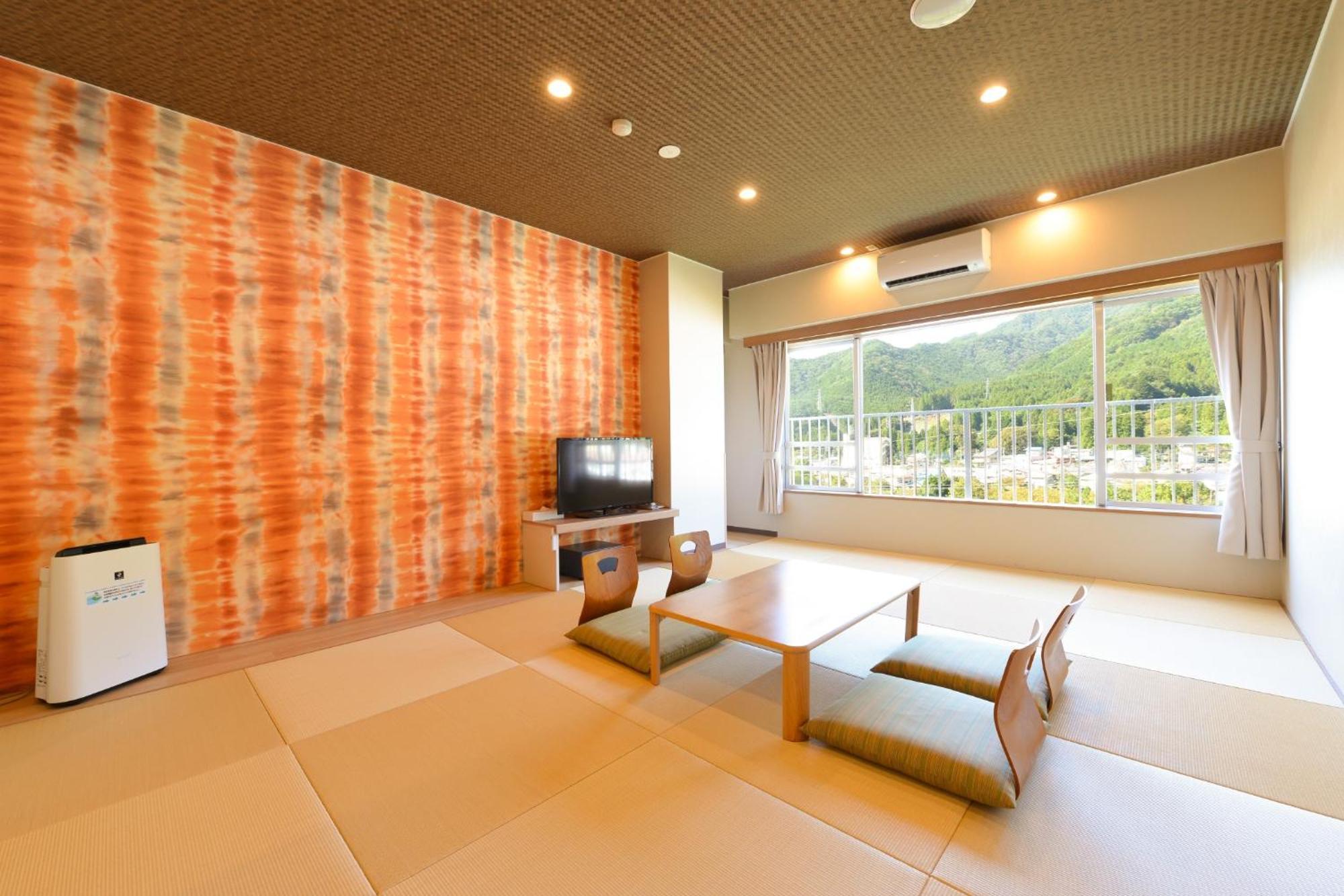 Superior Japanese-Western-Style-Room - Shower Only - Non-Smoking