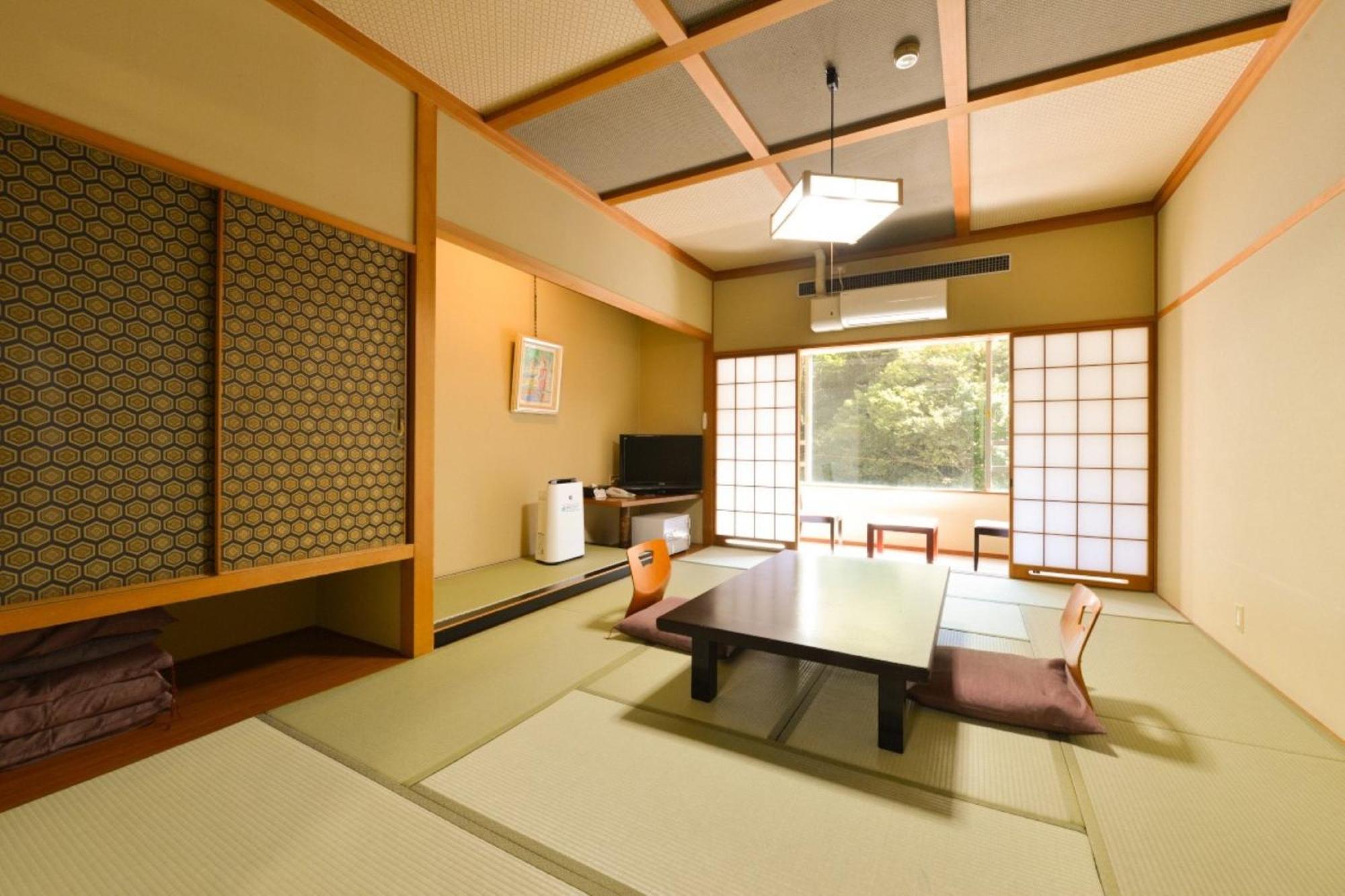 Standard Japanese-Style-Room with 12 Tatami mats - Indoor Bath - Non-Smoking