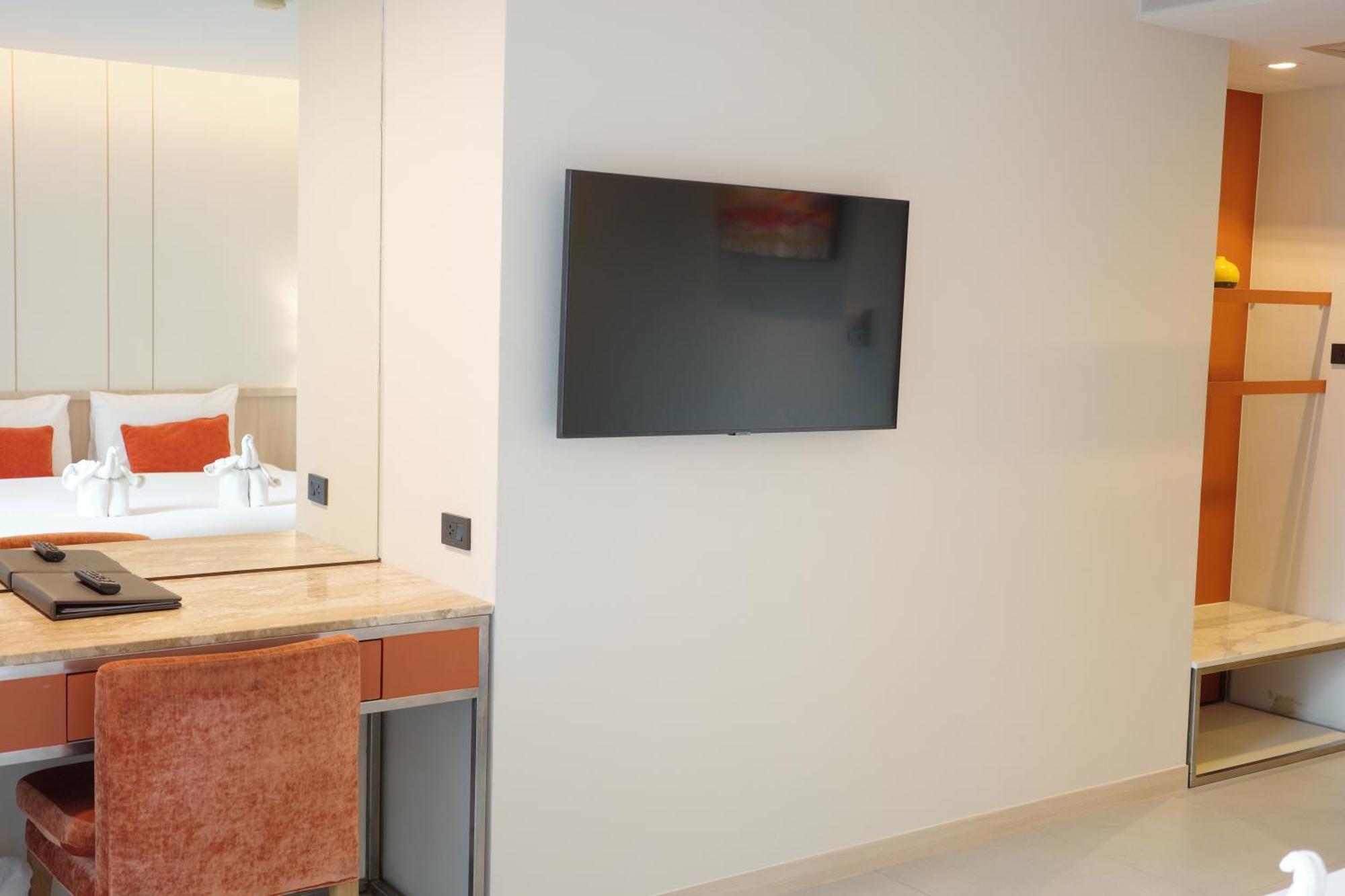 Deluxe Double or Twin Room with Garden View