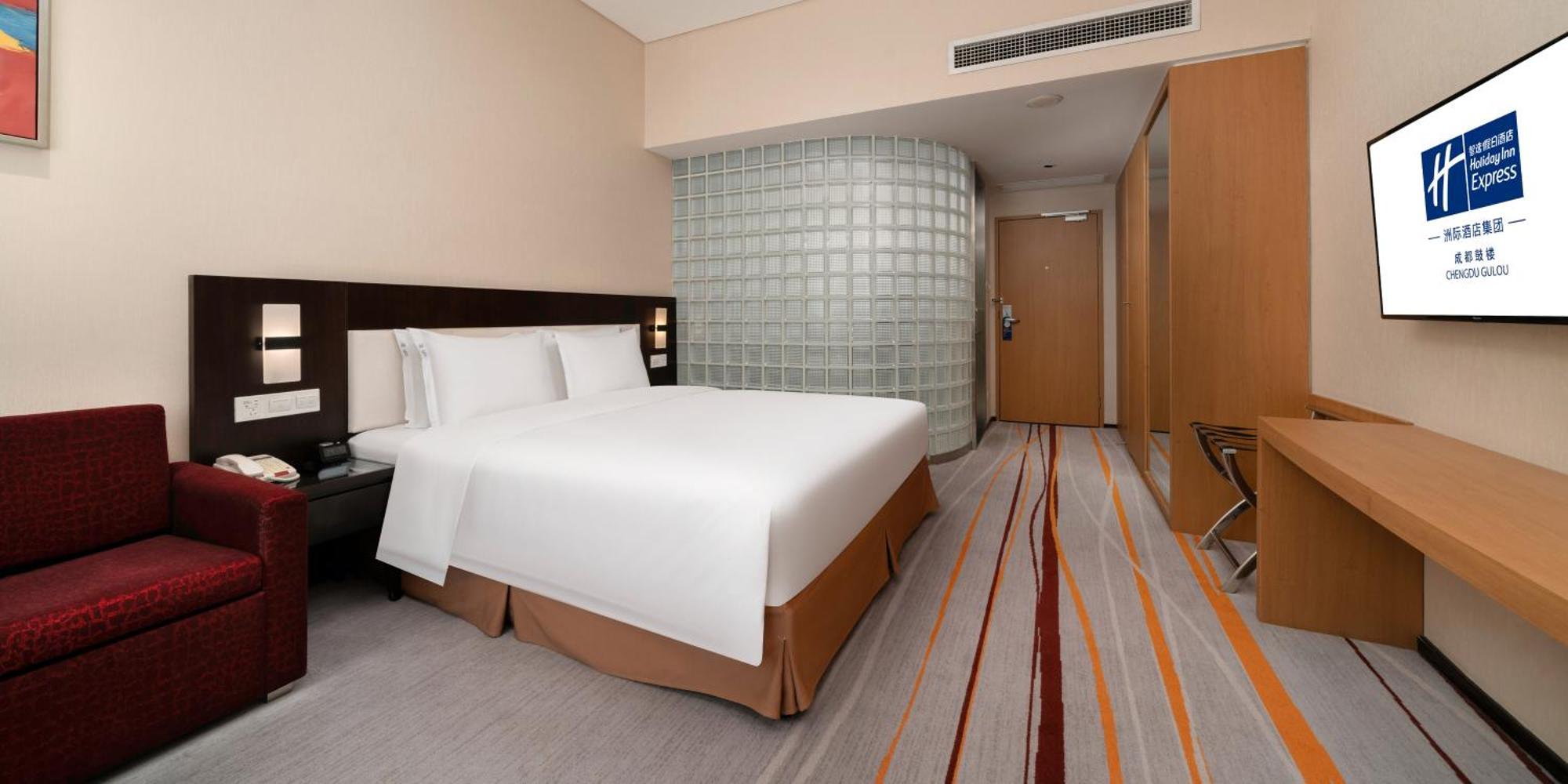 Standard King Room - Smoking - Low Floor