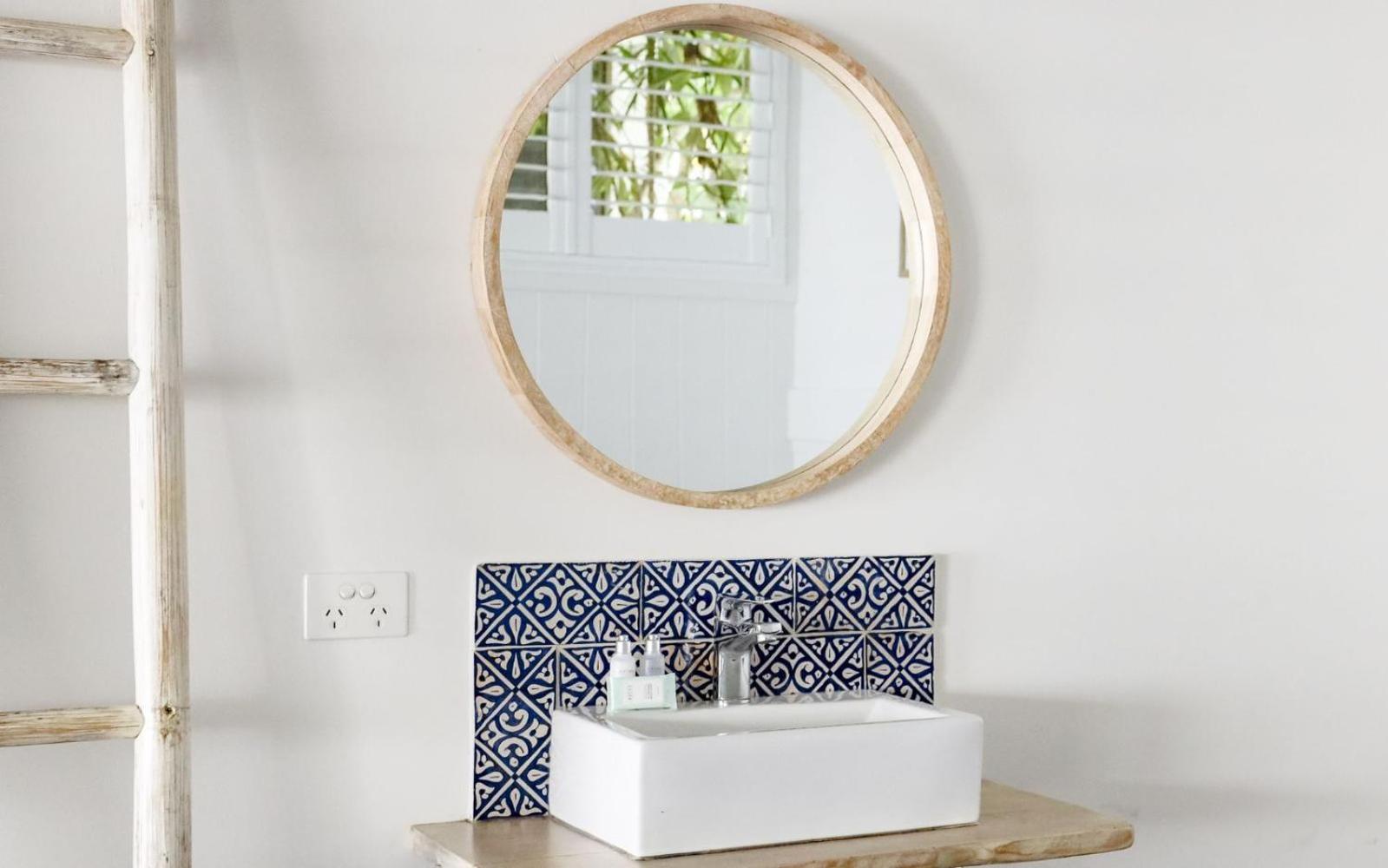 Twin Room with Shared Bathroom