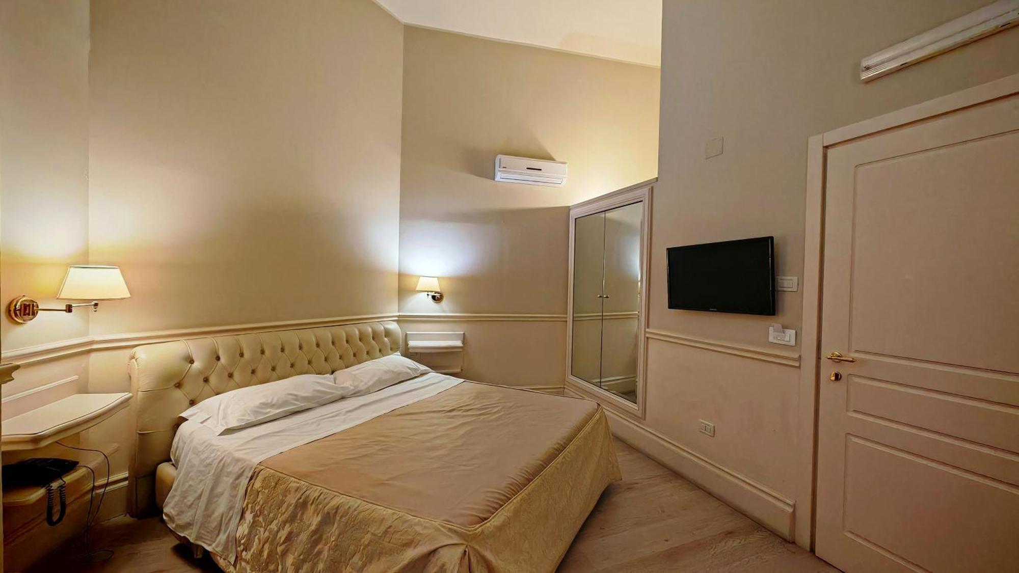 Classic Double or Twin Room