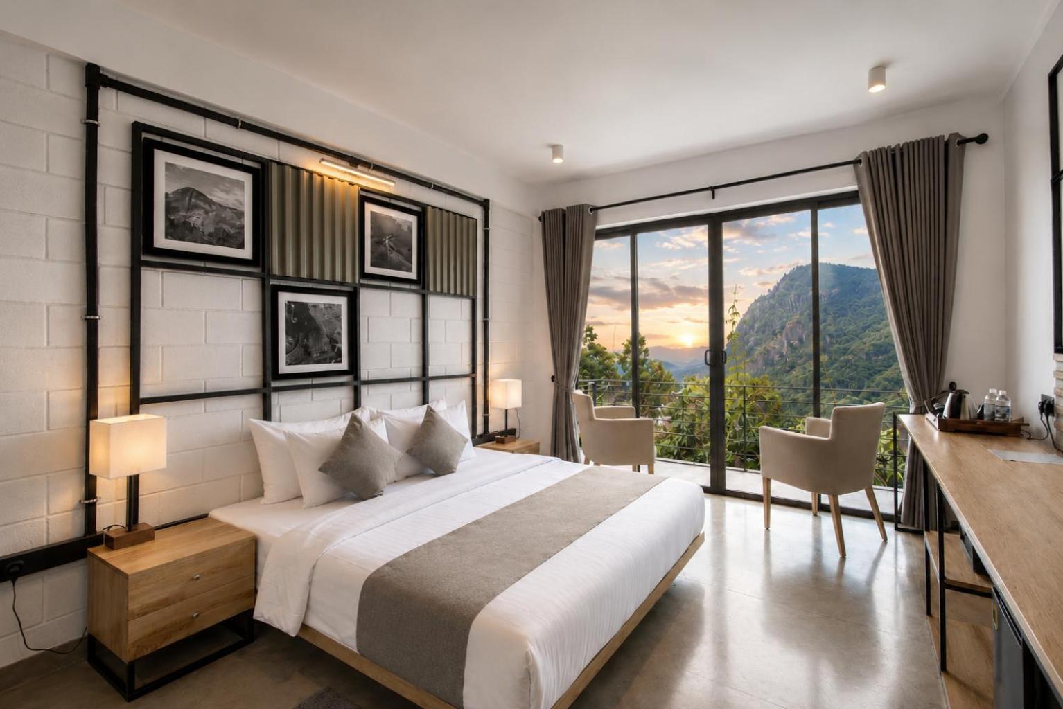Deluxe King Room