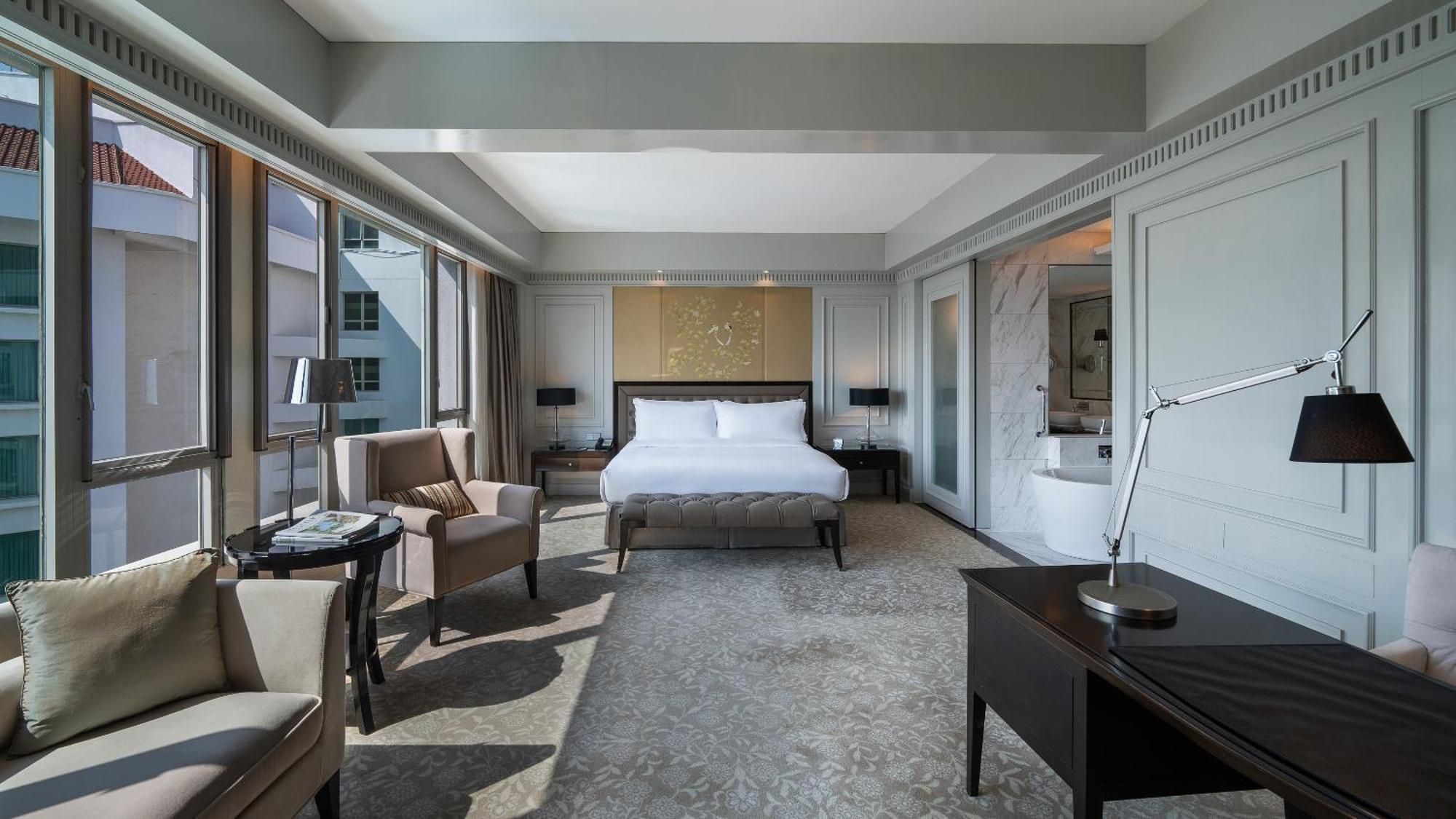 Premier Lake View Room(Two Buffet Breakfasts+One-time Teppanyaki set menu for two per stay+Round-trip transportation service within 19 mi per stay)