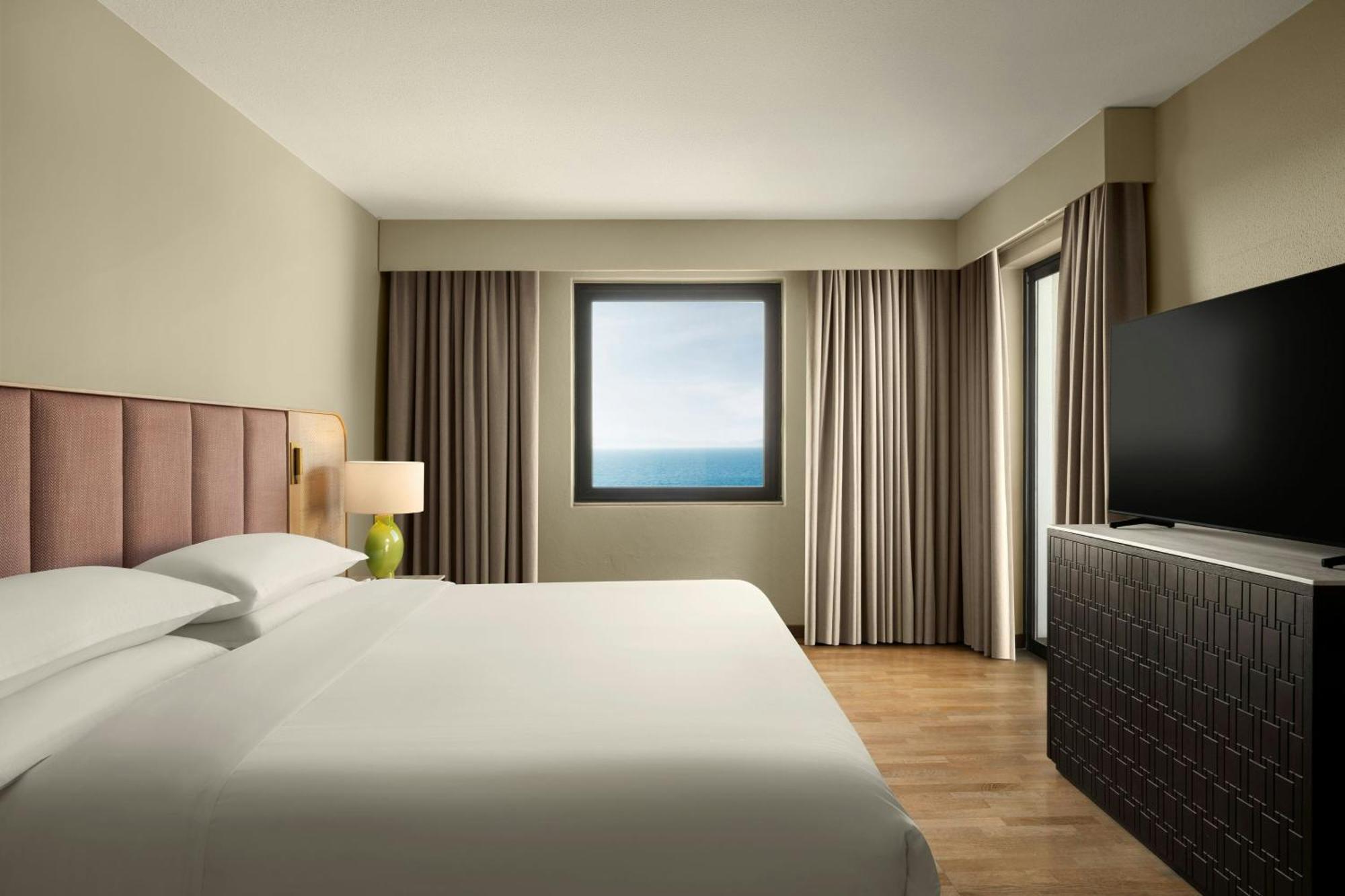 Aegean Suite, 1 Bedroom 2 room Suite, 1 King, Sofa bed