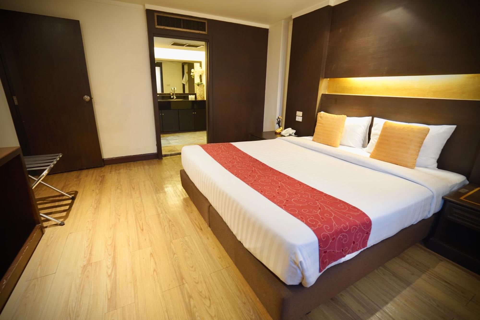 Executive Suite
