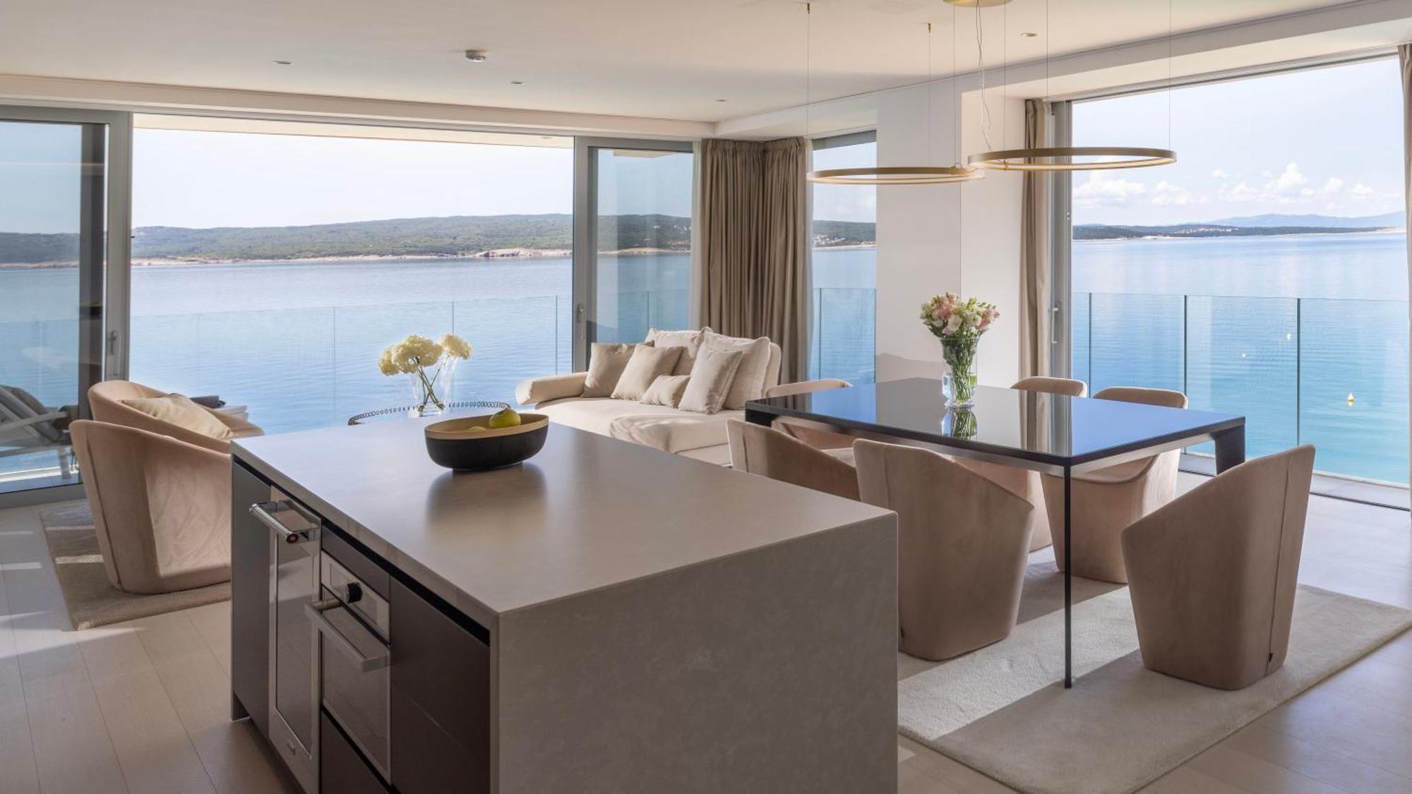 Apartment with Sea View
