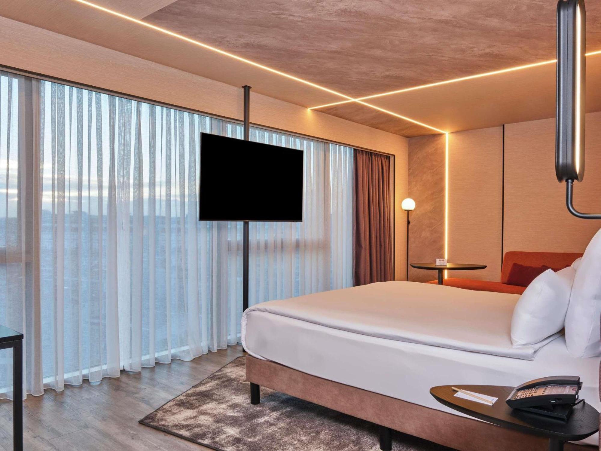 Deluxe Suite with One Double Bed and Sofa