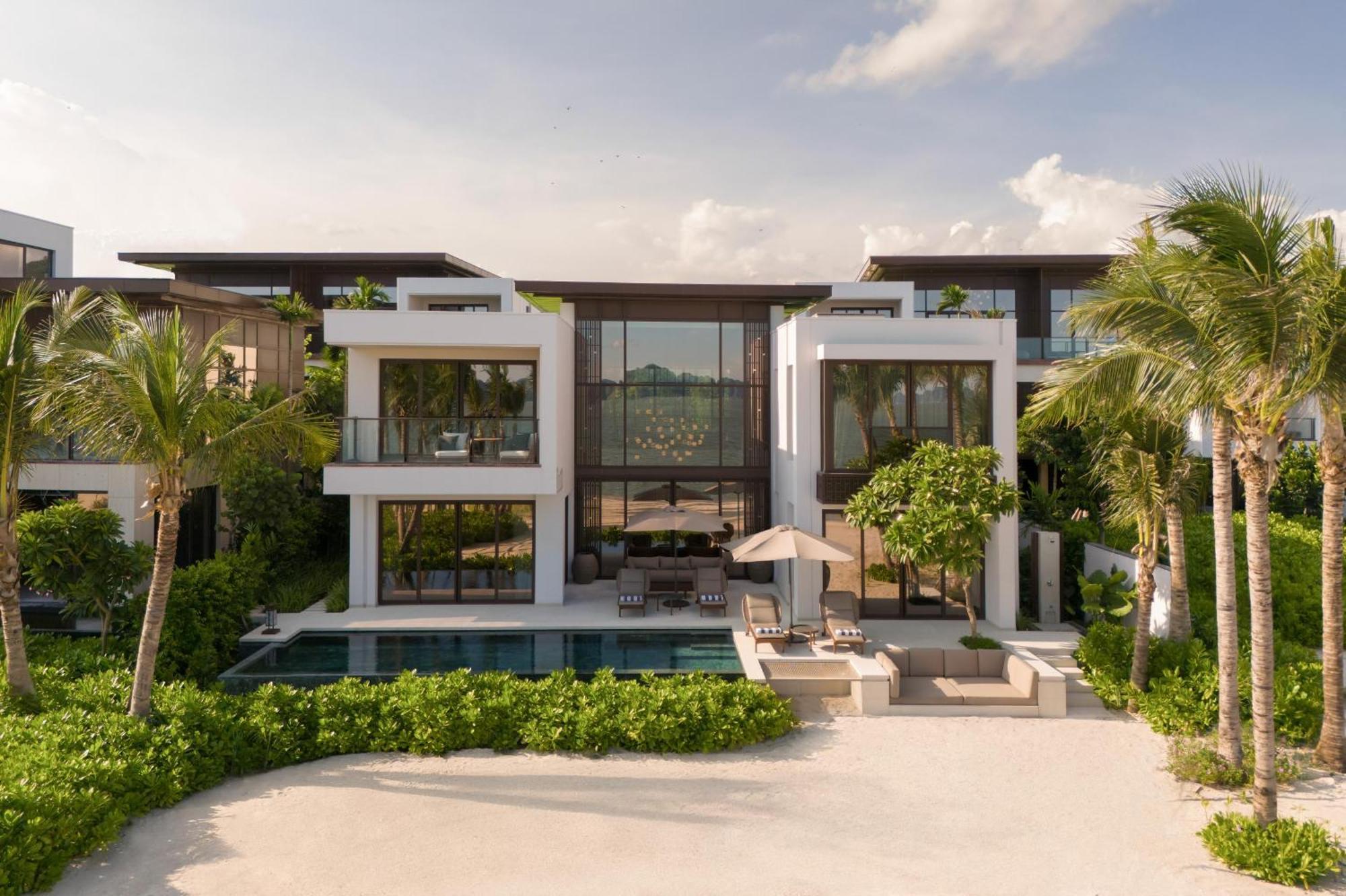 Three-Bedroom Oceanfront Villa with Private Pool