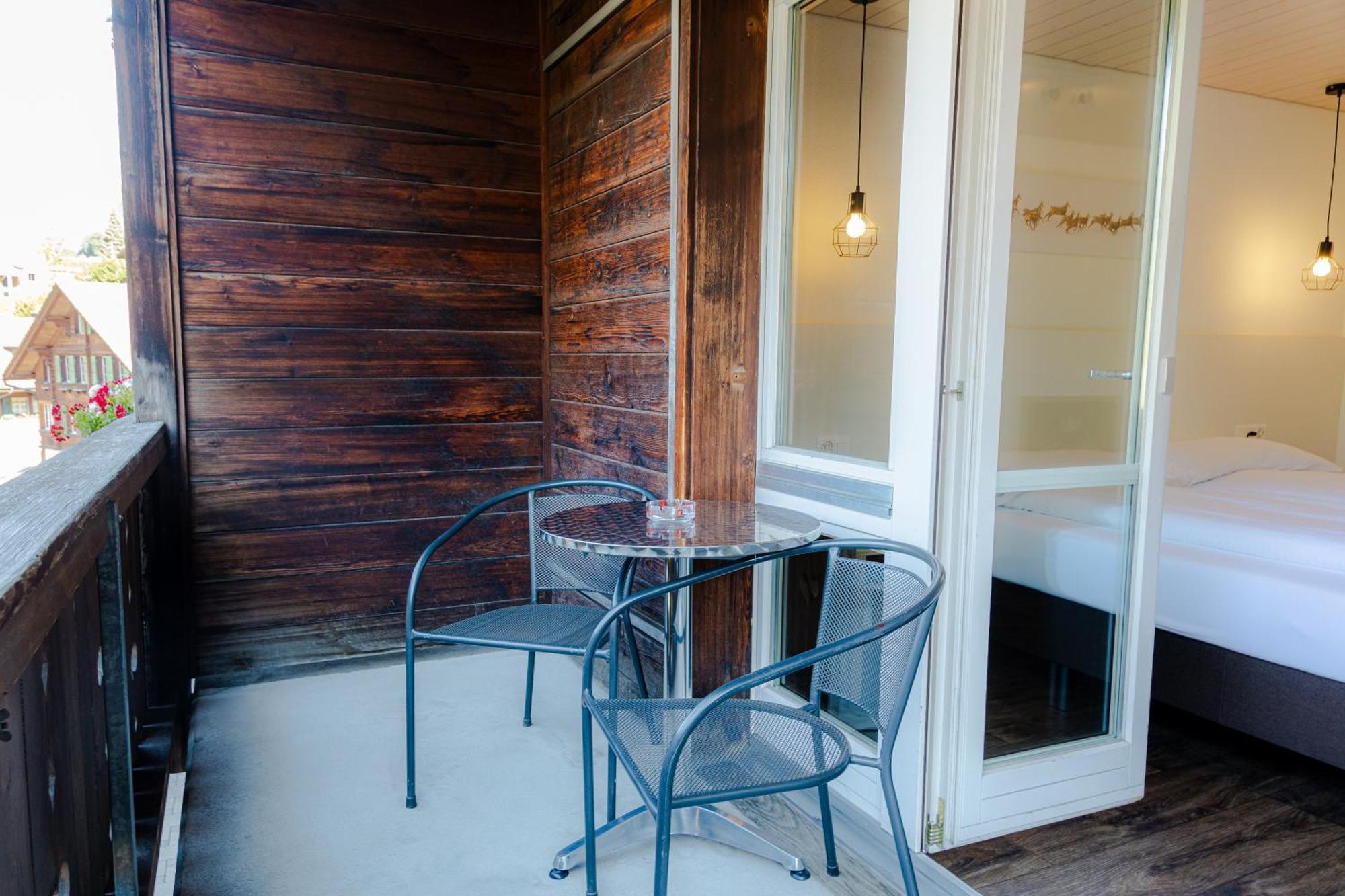 Double or Twin Room with Eiger View and Balcony