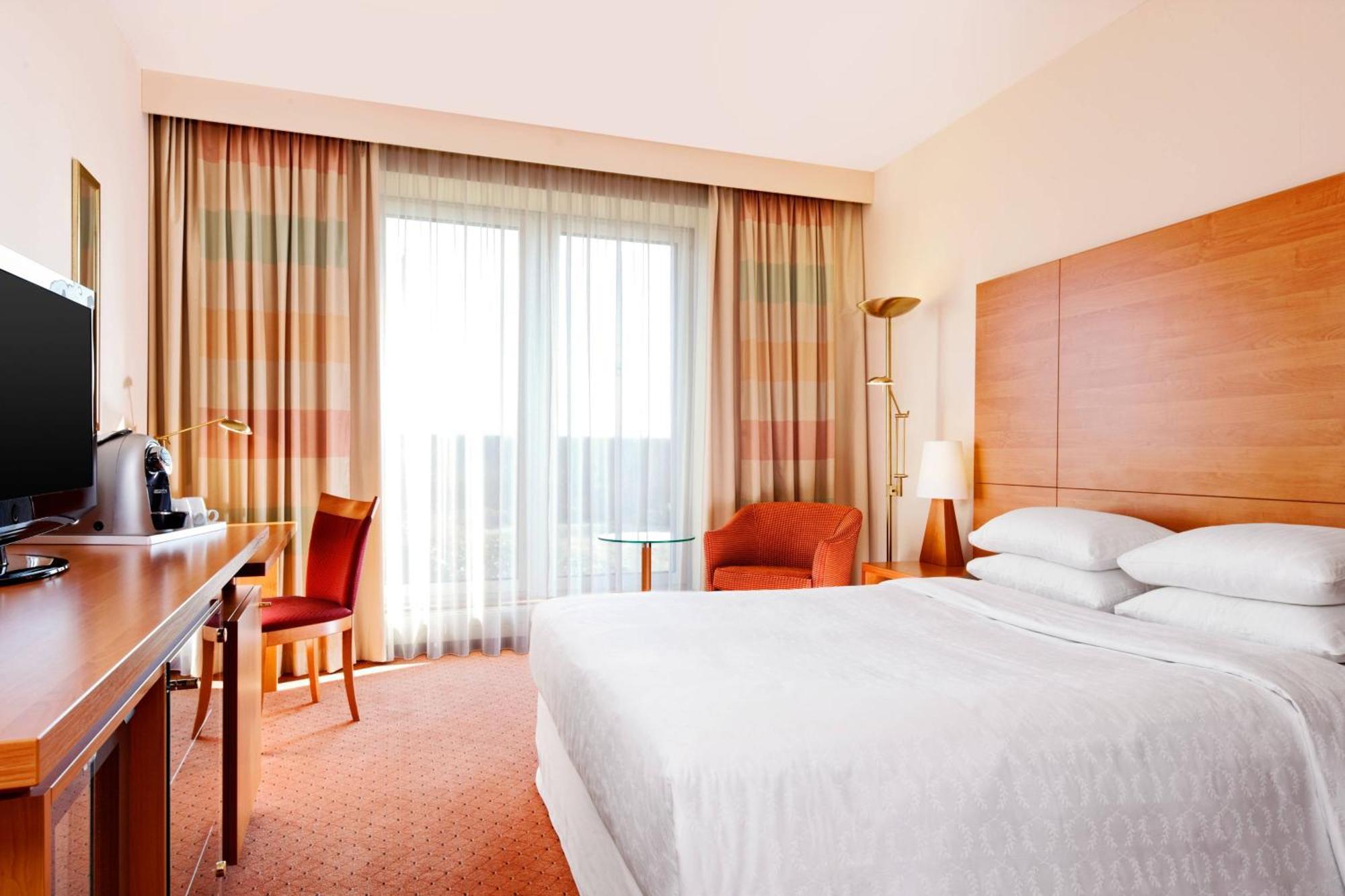 Superior Queen Room