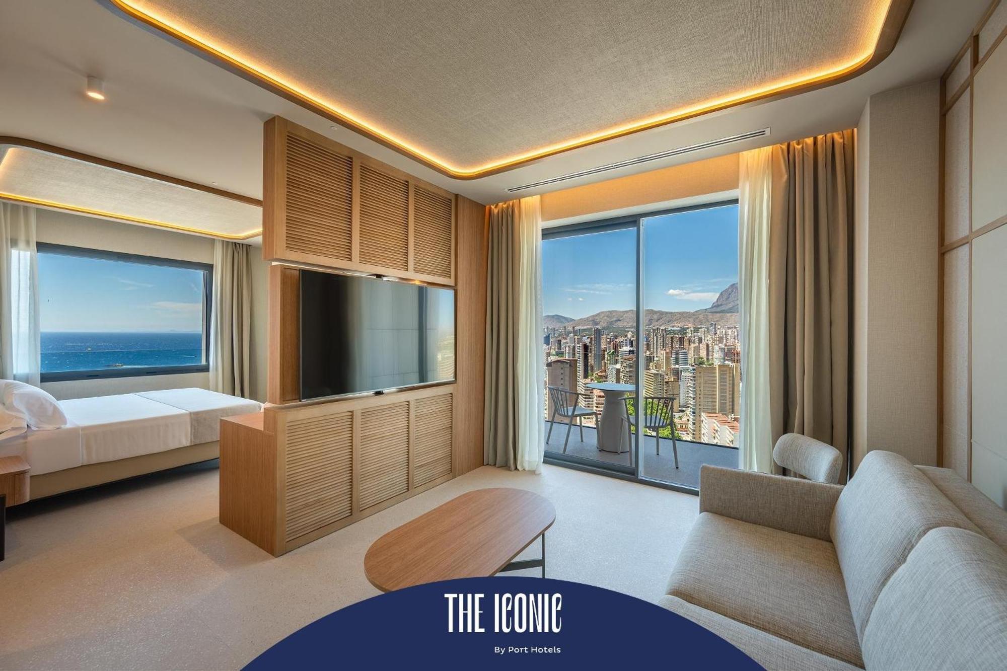 Junior Suite with Panoramic Sea View - Club Iconic (3 Adults)