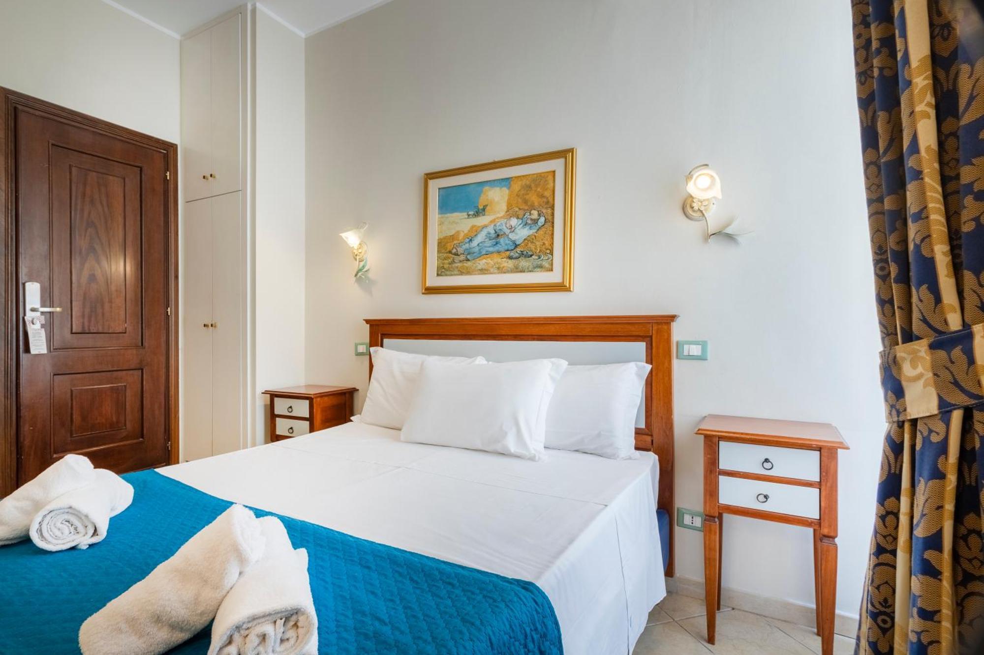 Double or Twin Room - Separate Building