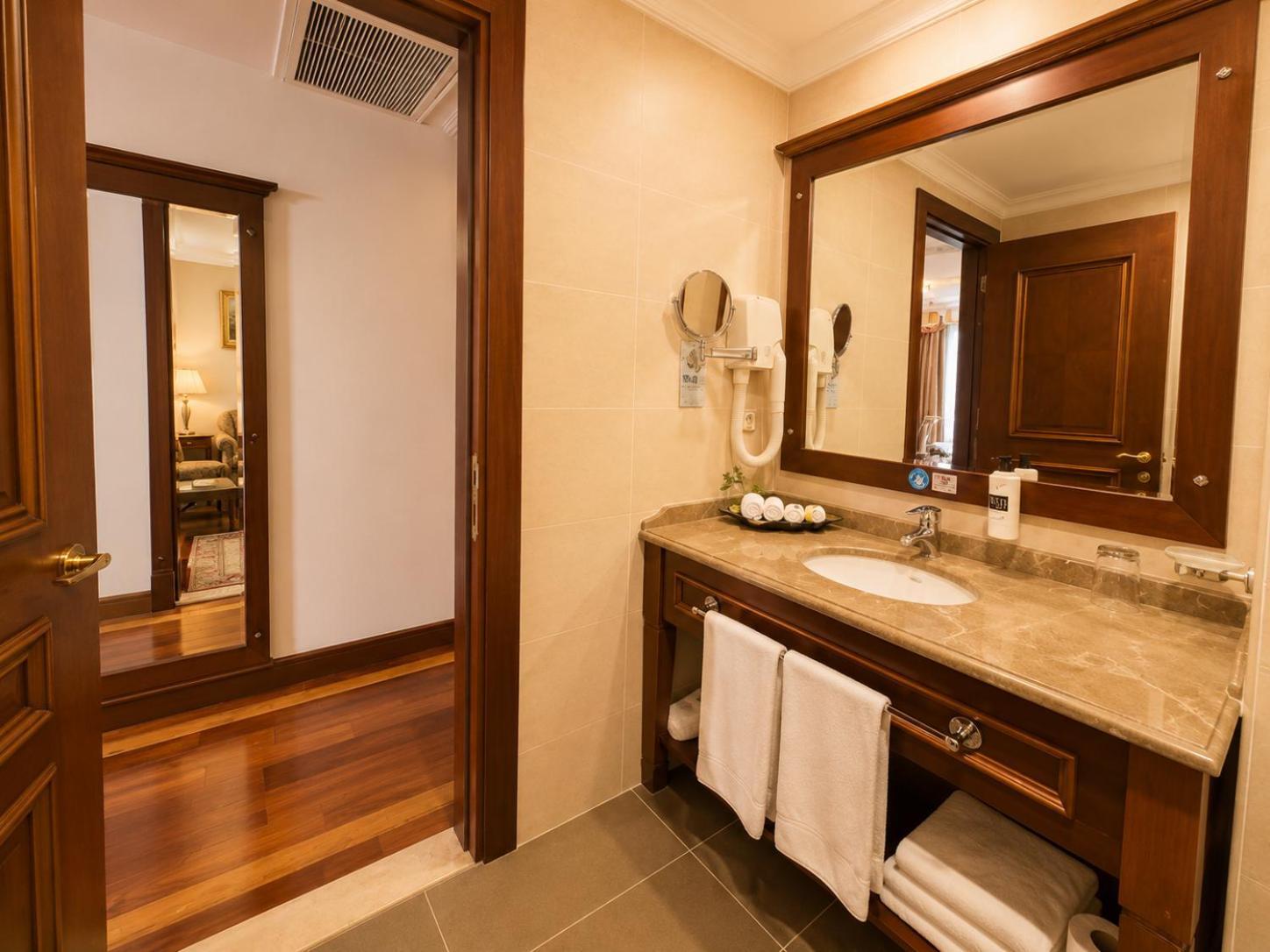 Family Suite