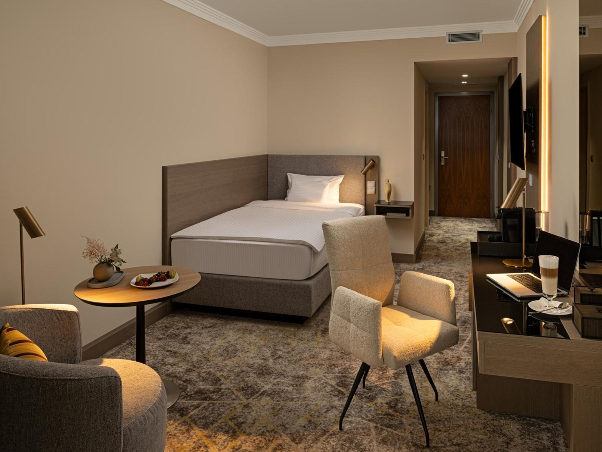 Premium Single Room