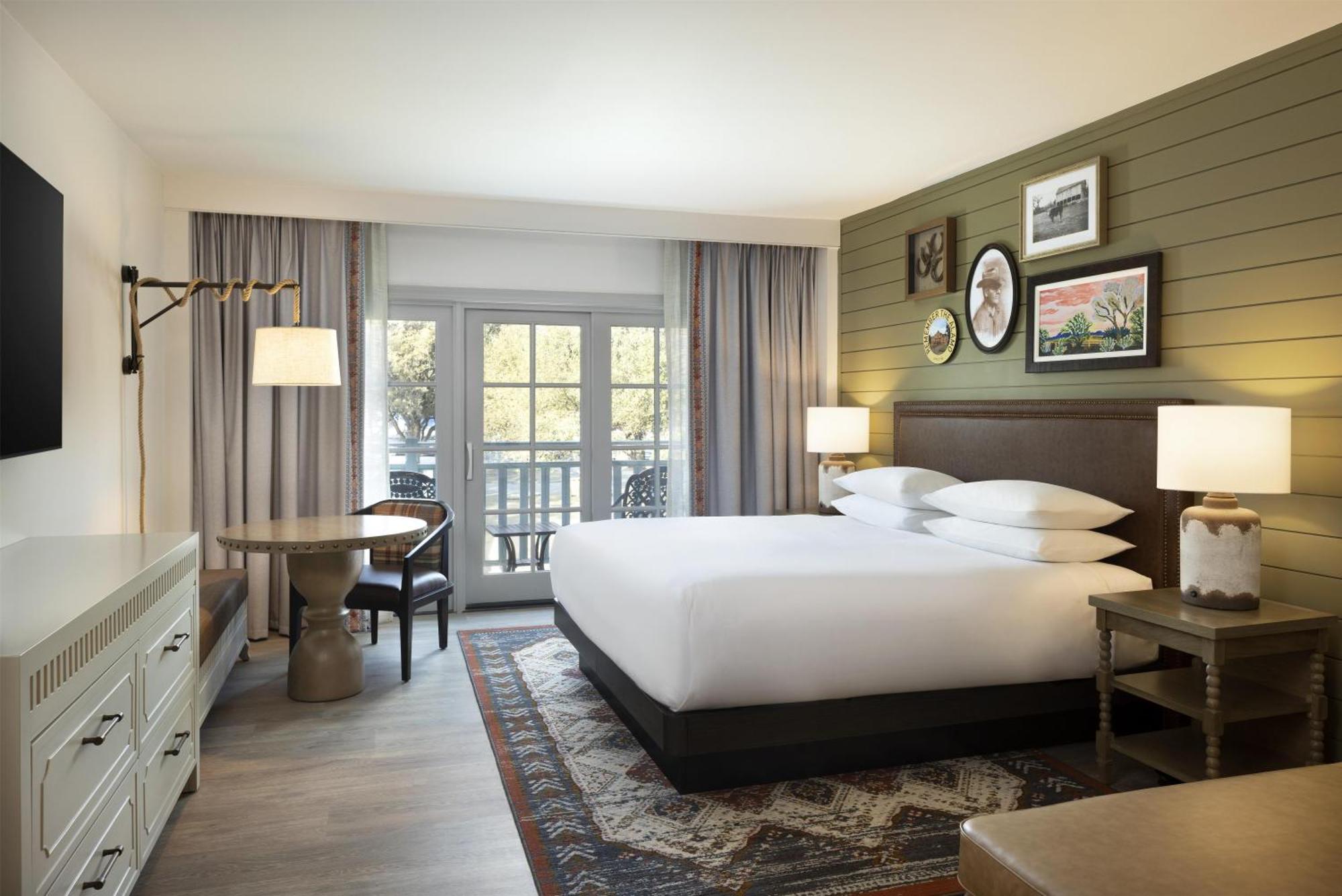 King Room with Balcony