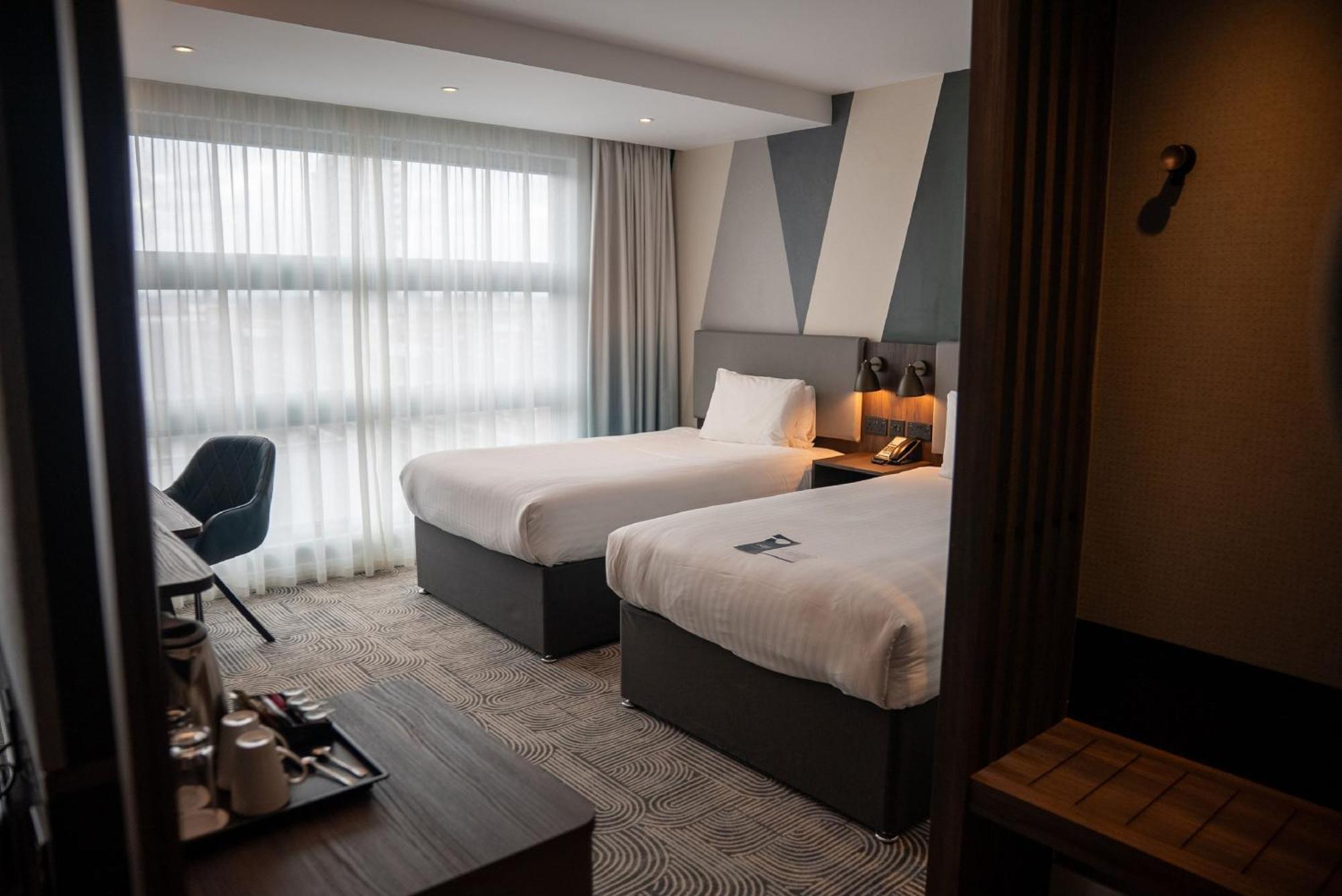 Standard Room with Two Single Beds
