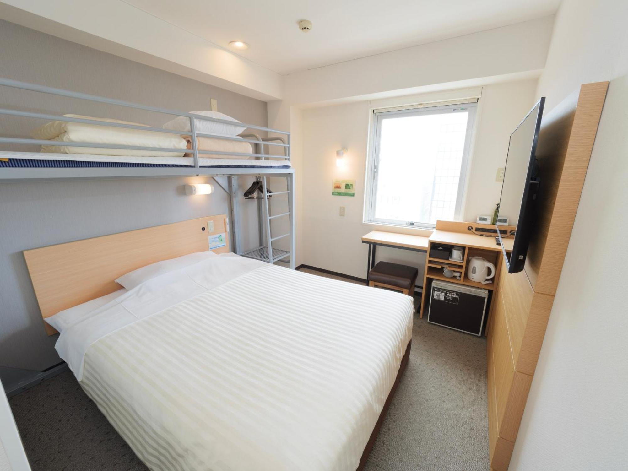 Standard Double and Bunks - Non Smoking